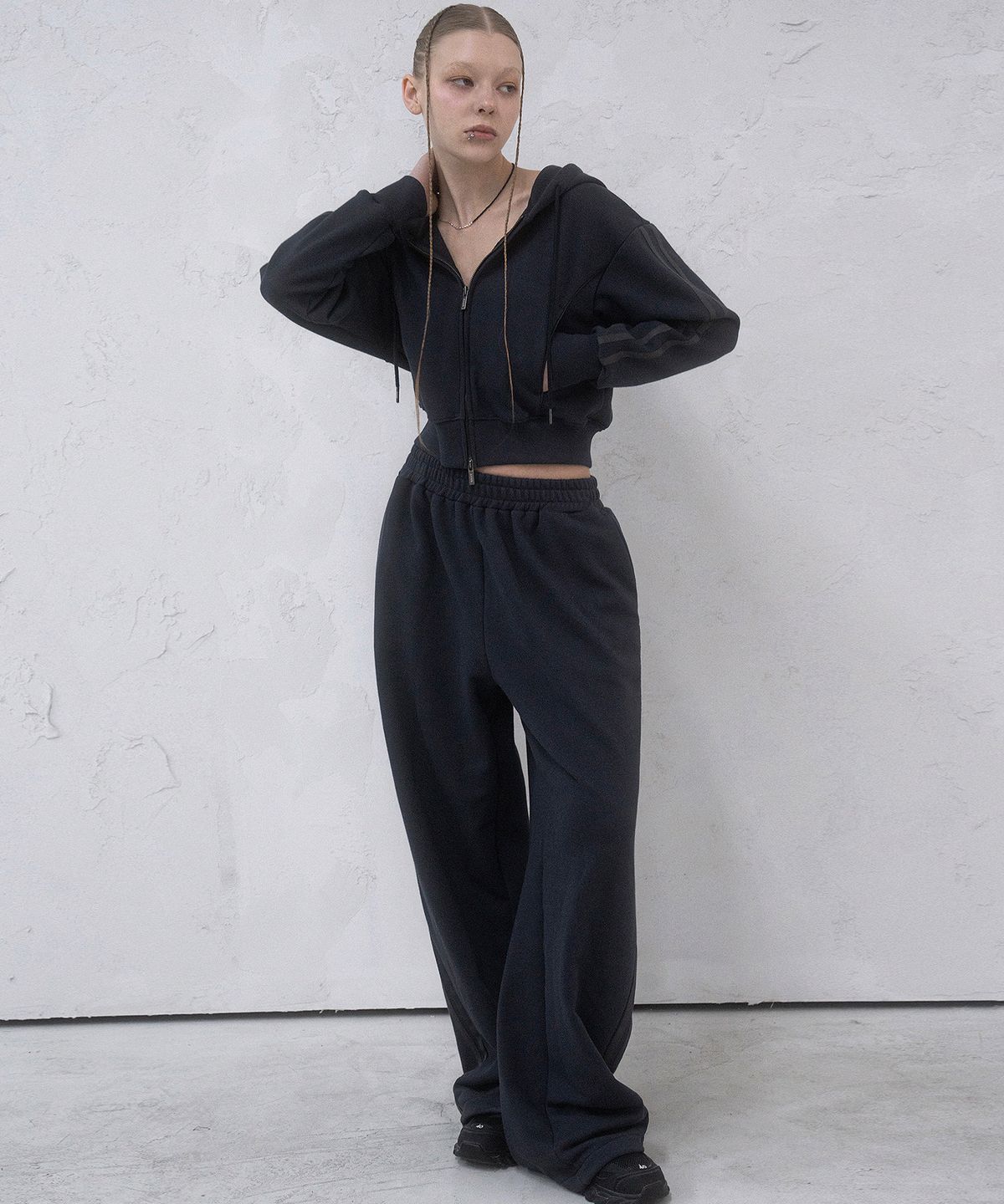 어반드레스(AVANDRESS) Back String Track Pants - 4COL
