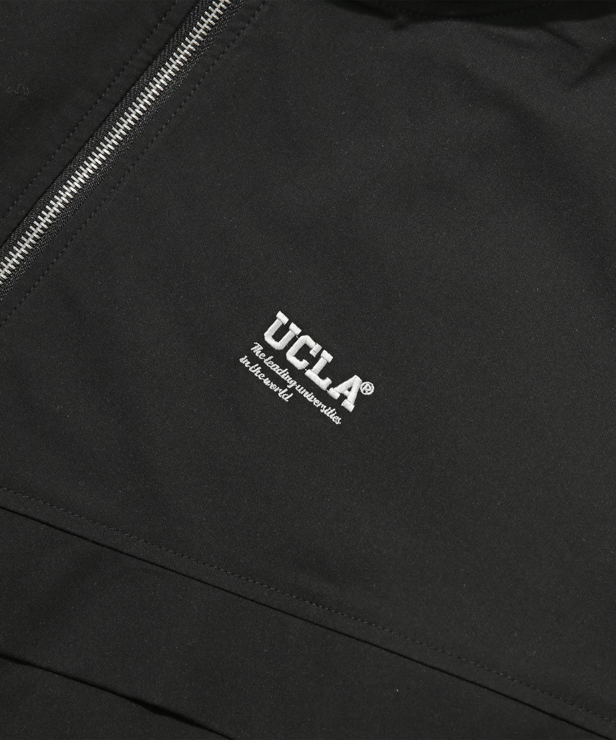 유씨엘에이(UCLA) 남녀공용 후디디태처블 MA-1 재킷[BLACK](UB1UJ80)