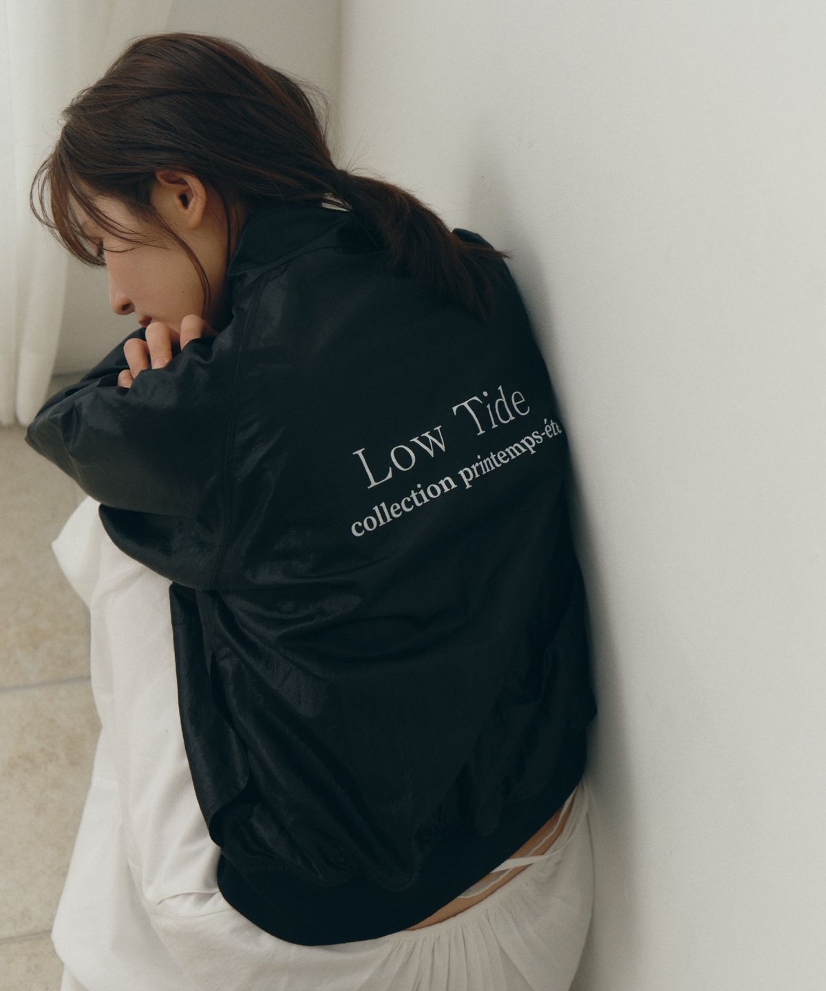 로우타이드(LOW TIDE) BACK LOGO COATING BLOUSON [BLACK]