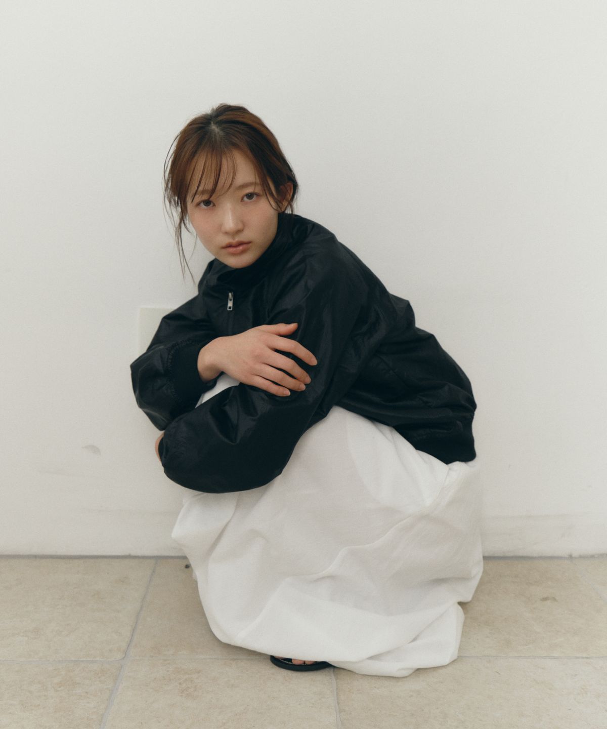 로우타이드(LOW TIDE) BACK LOGO COATING BLOUSON [BLACK]