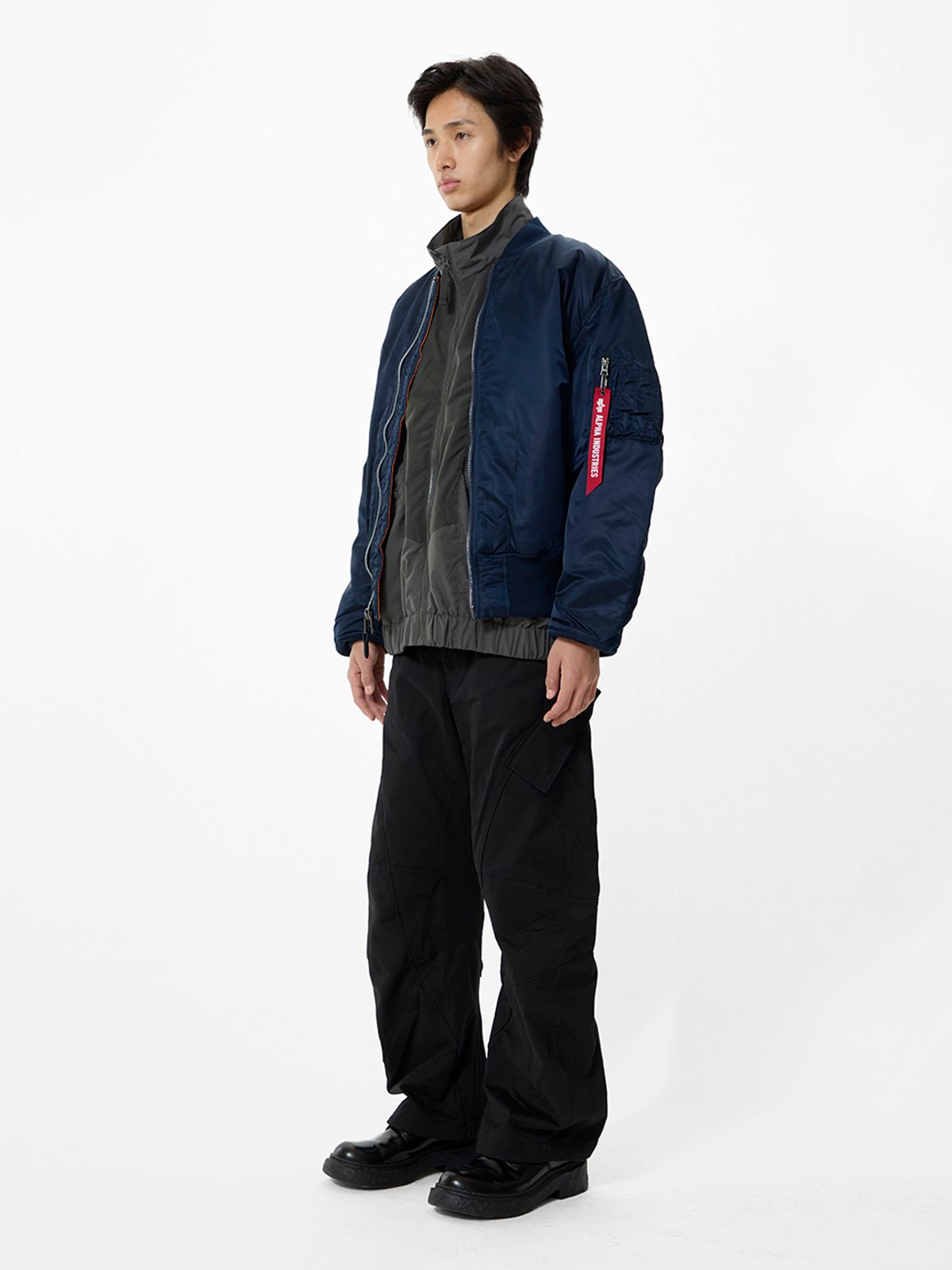 알파 인더스트리(ALPHA INDUSTRIES) MA-1 플라이트 자켓 레플리카 블루