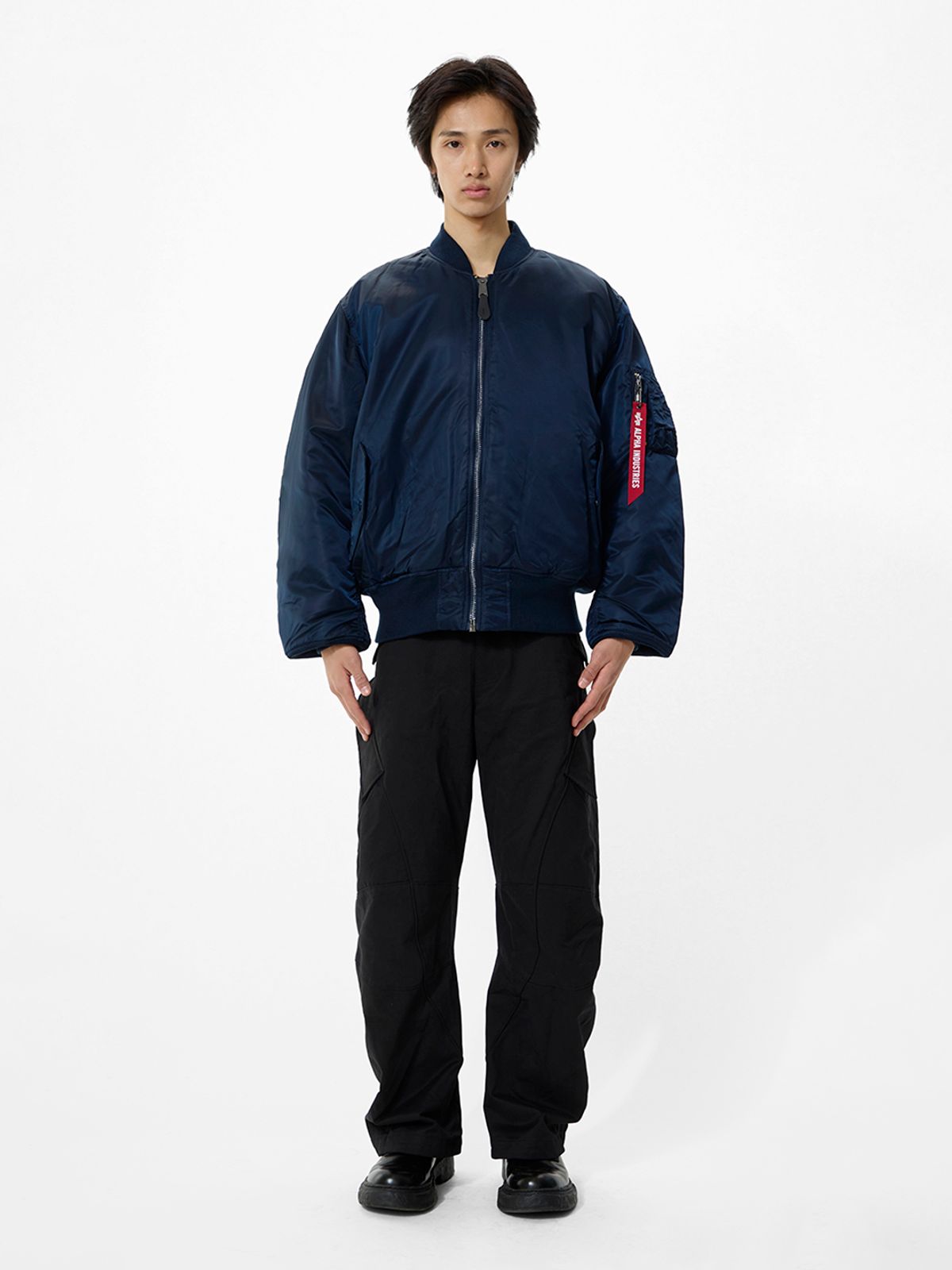 알파 인더스트리(ALPHA INDUSTRIES) MA-1 플라이트 자켓 레플리카 블루
