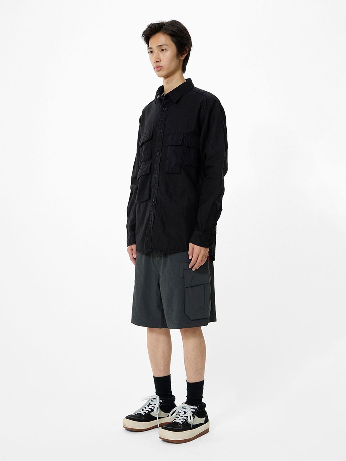 알파 인더스트리(ALPHA INDUSTRIES) 롱 슬리브 멀티 포켓 셔츠 블랙