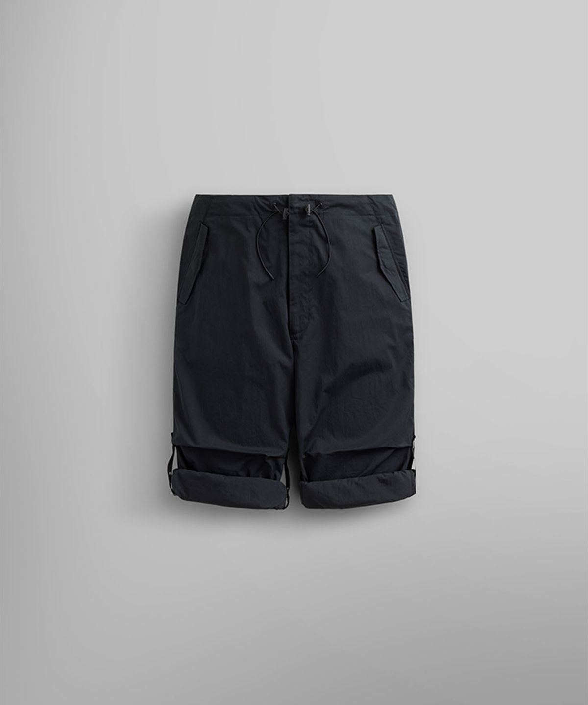 알파 인더스트리(ALPHA INDUSTRIES) 파라슈트 팬츠 블랙