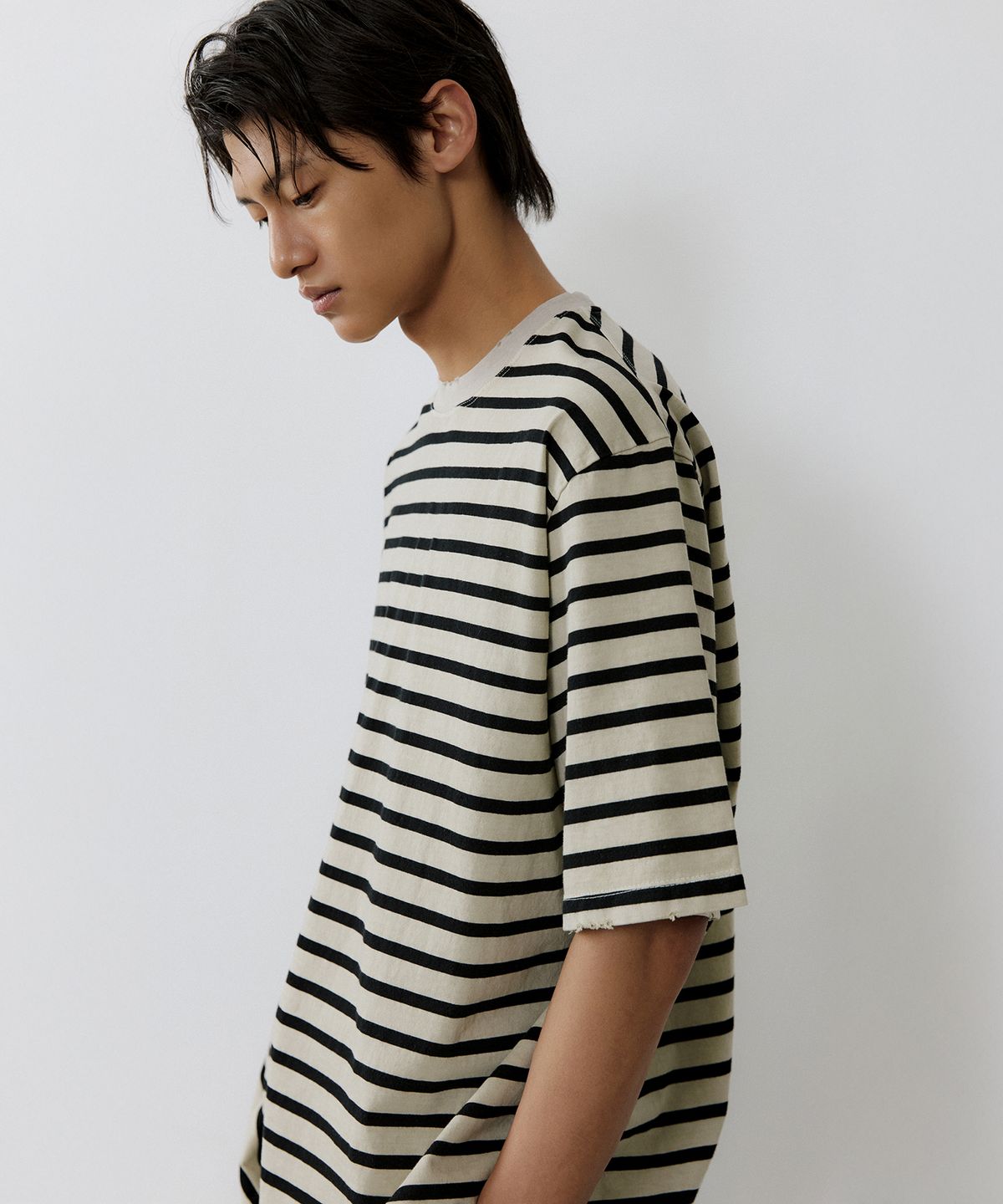 엔도어(ENDOOR) Vintage damage stripe 1/2 t-shirt (vtg black)