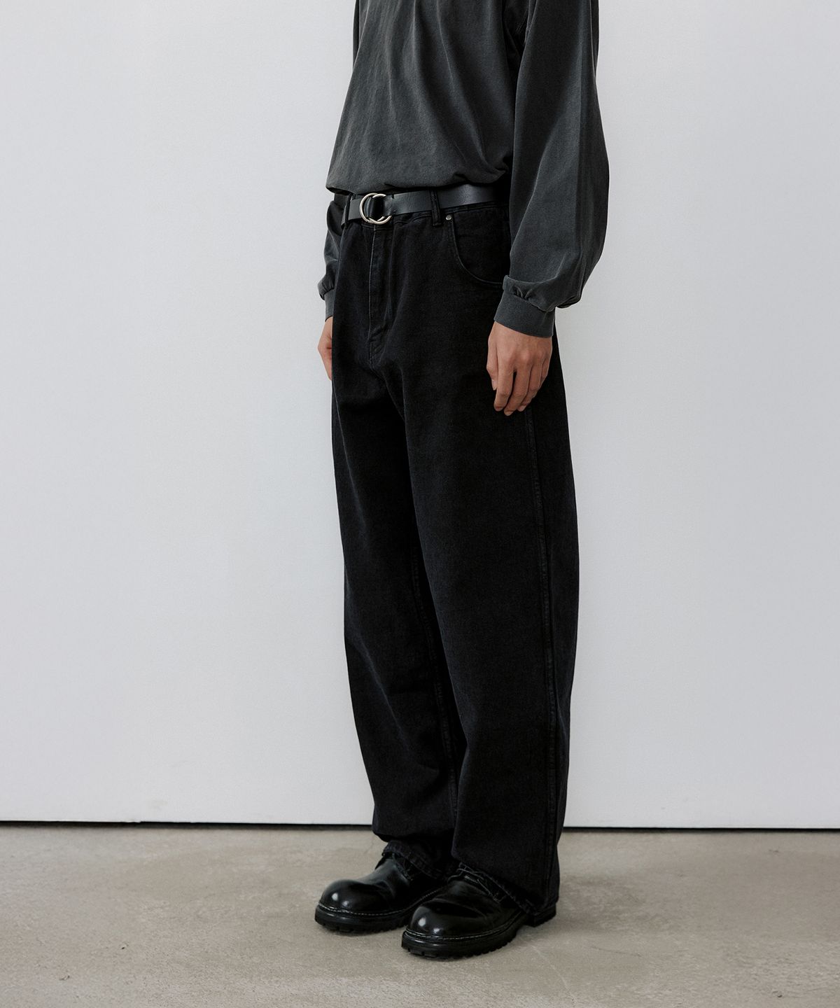 엔도어(ENDOOR) Volume denim pants (black)