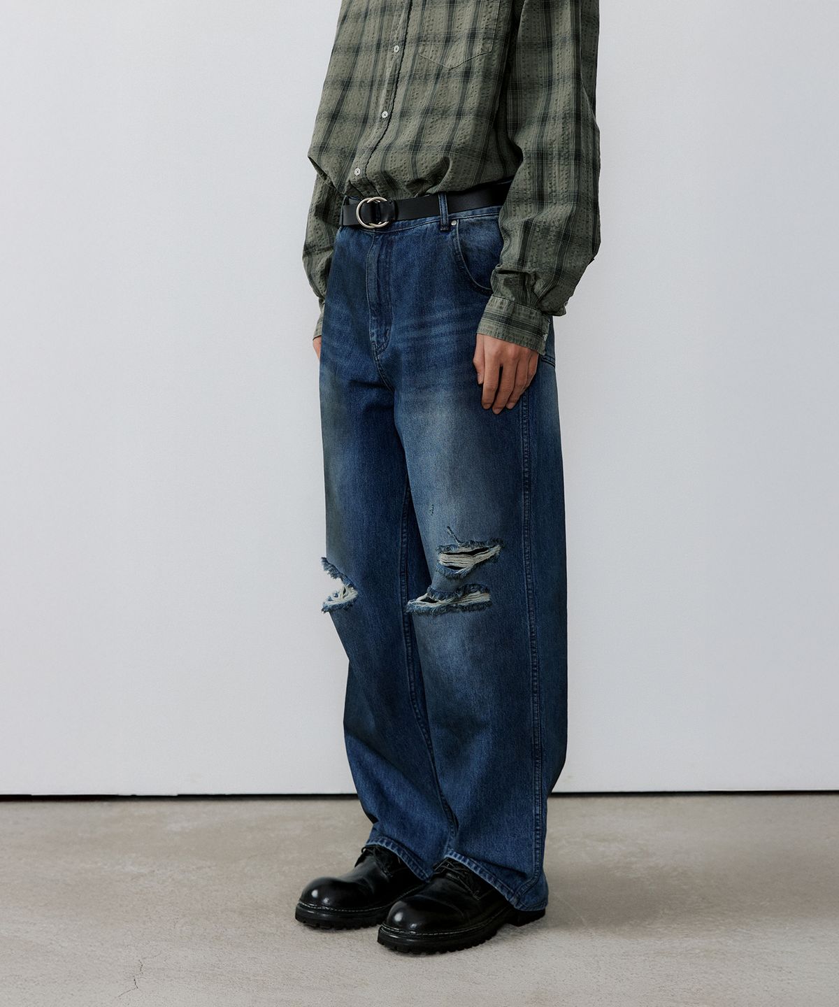엔도어(ENDOOR) Volume dirty denim pants (indigo blue)