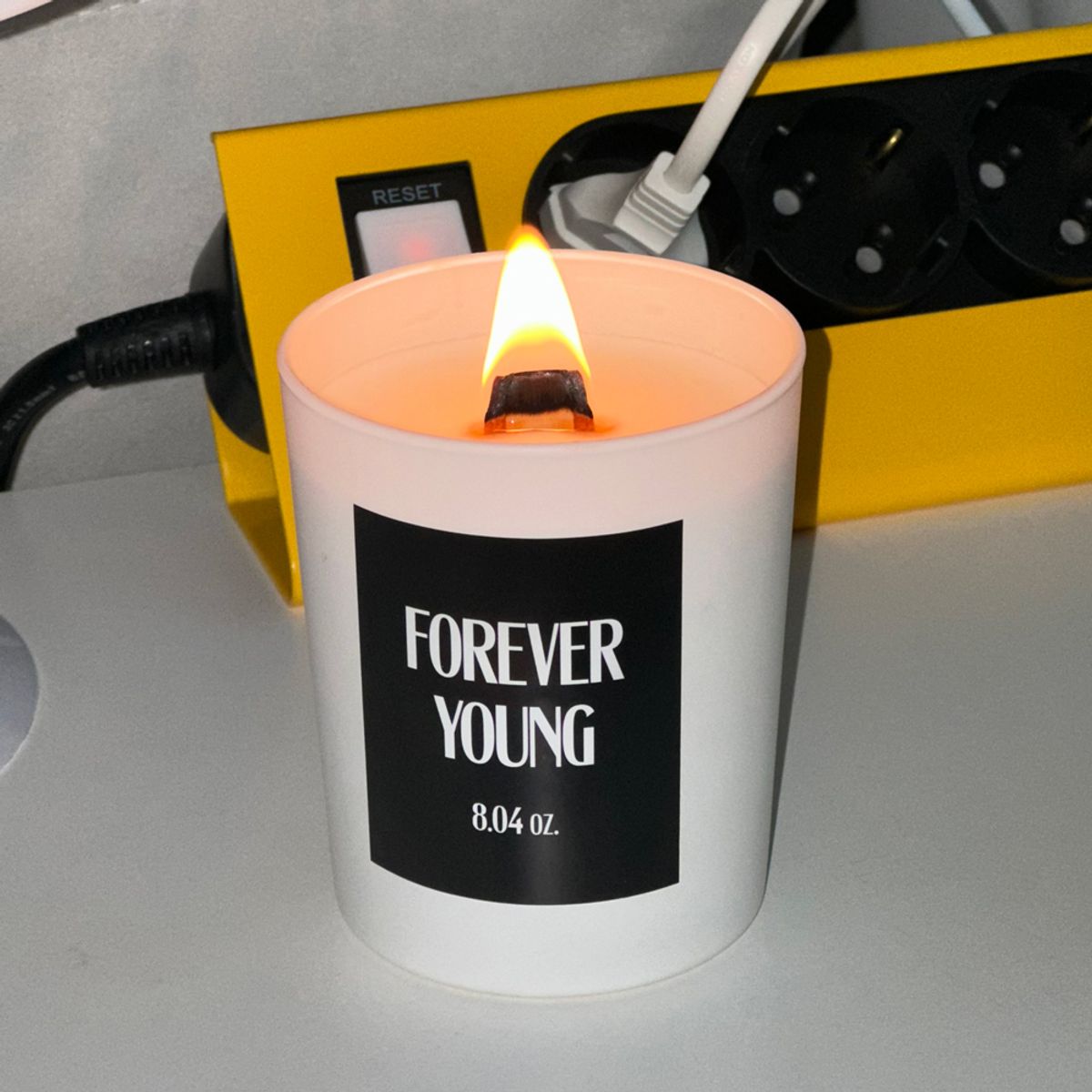 오제티캔들(OHZETI CANDLE) 화이트 컨테이너 캔들