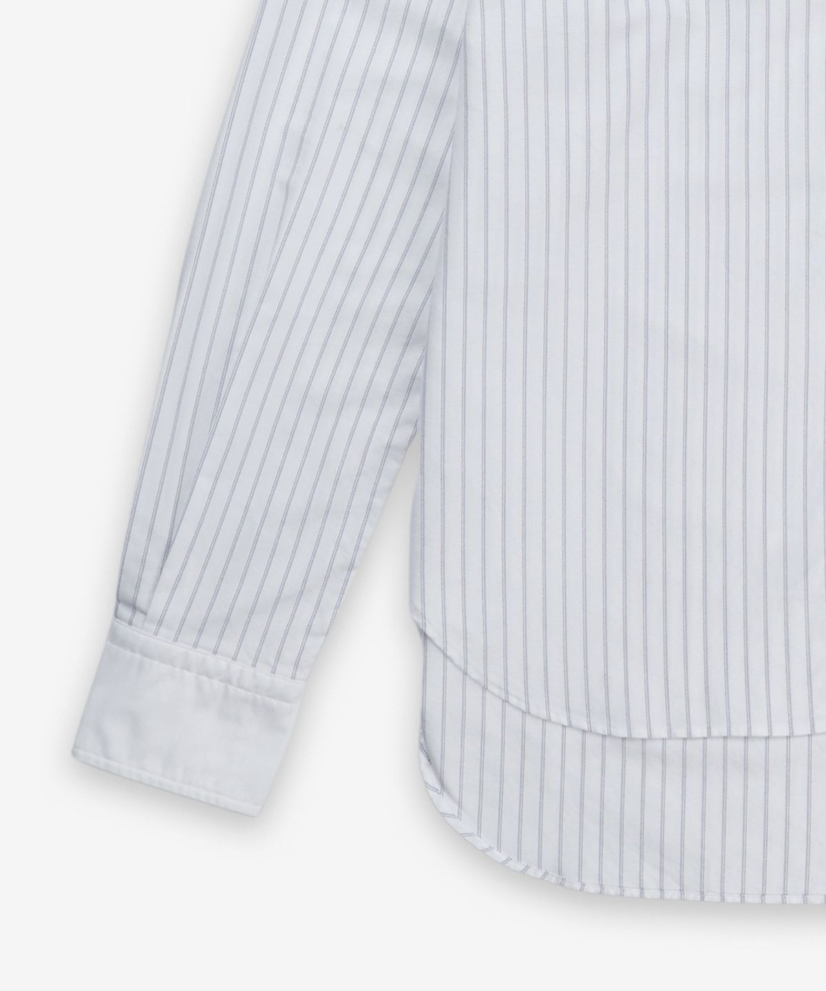 톰 브라운(THOM BROWNE) 스트레이트 핏 미니 라운드 카라 셔츠 - 블루 / MWL414CF0013450