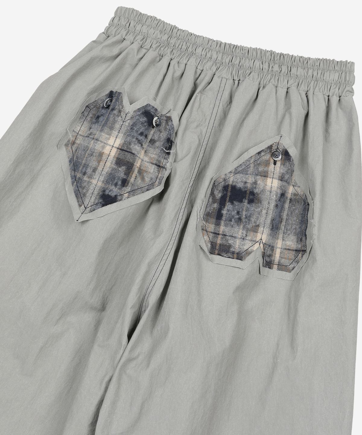 프라블럼올웨이즈(PROBLEMALLWAYS) Offset Heart-Patch Vintage Shorts Gray