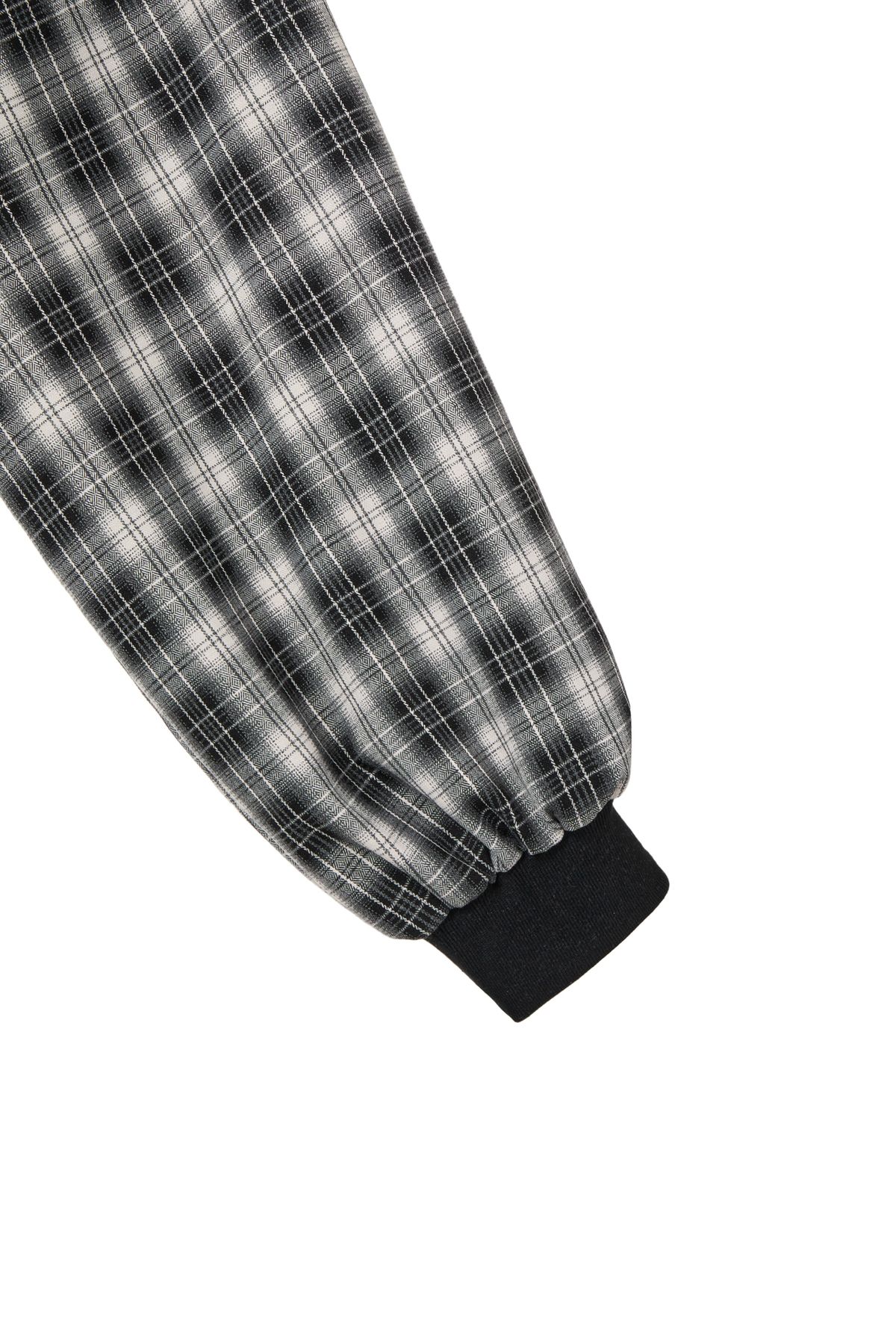 다이닛(DEINET) CHECK BOMBER JACKET IN BLACK