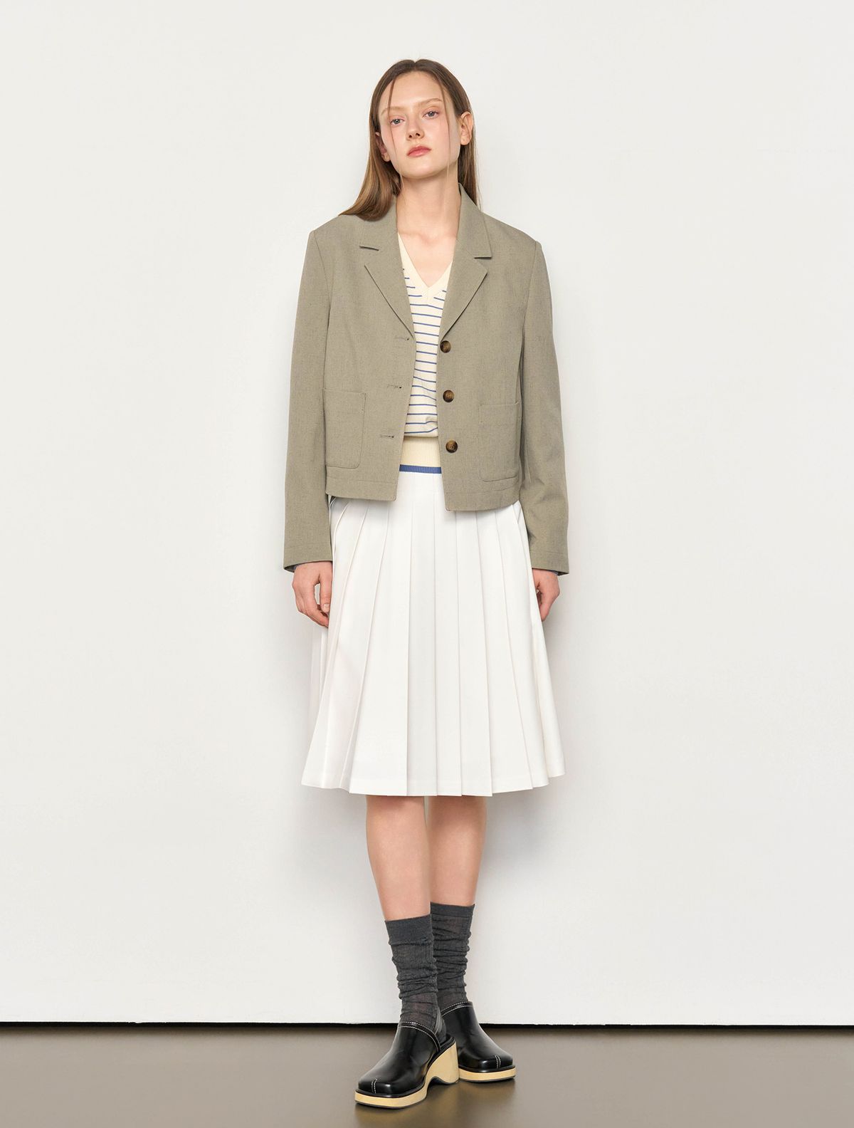 제너럴아이디어(GENERALIDEA) 테일러드 숏 자켓 [GREY] / WBE1L09509