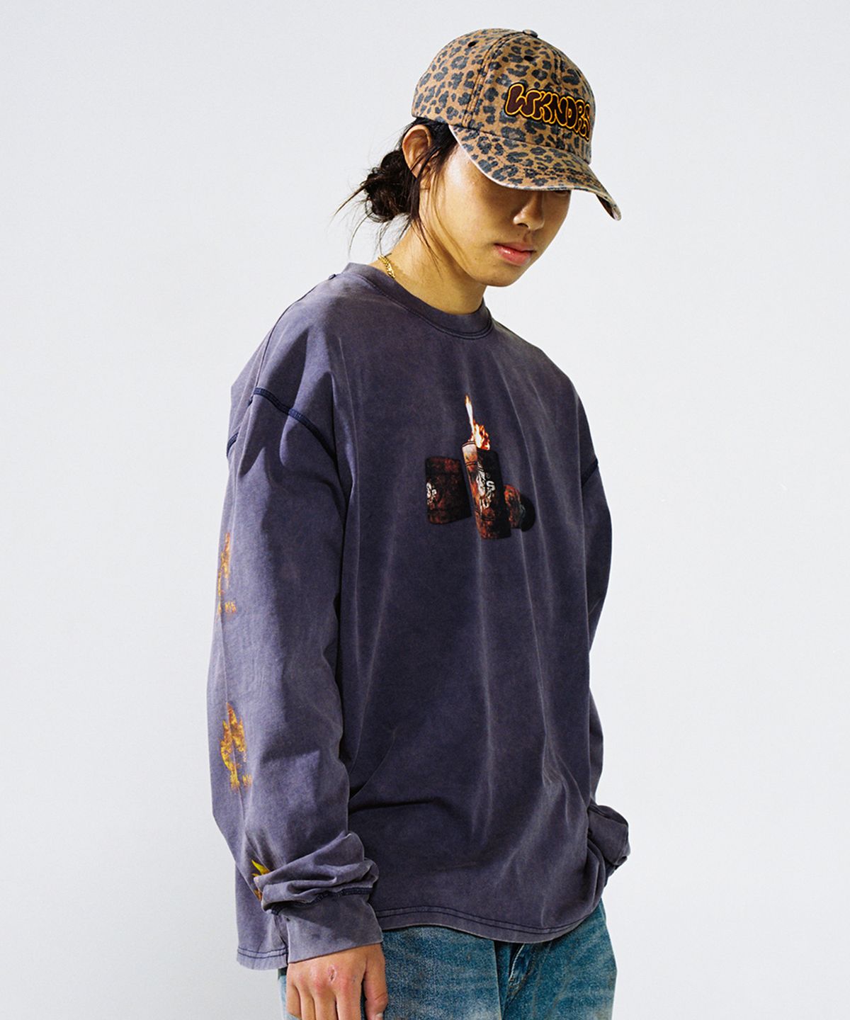위캔더스(WKNDRS) GRAFFITI LOGO CAP (BROWN)