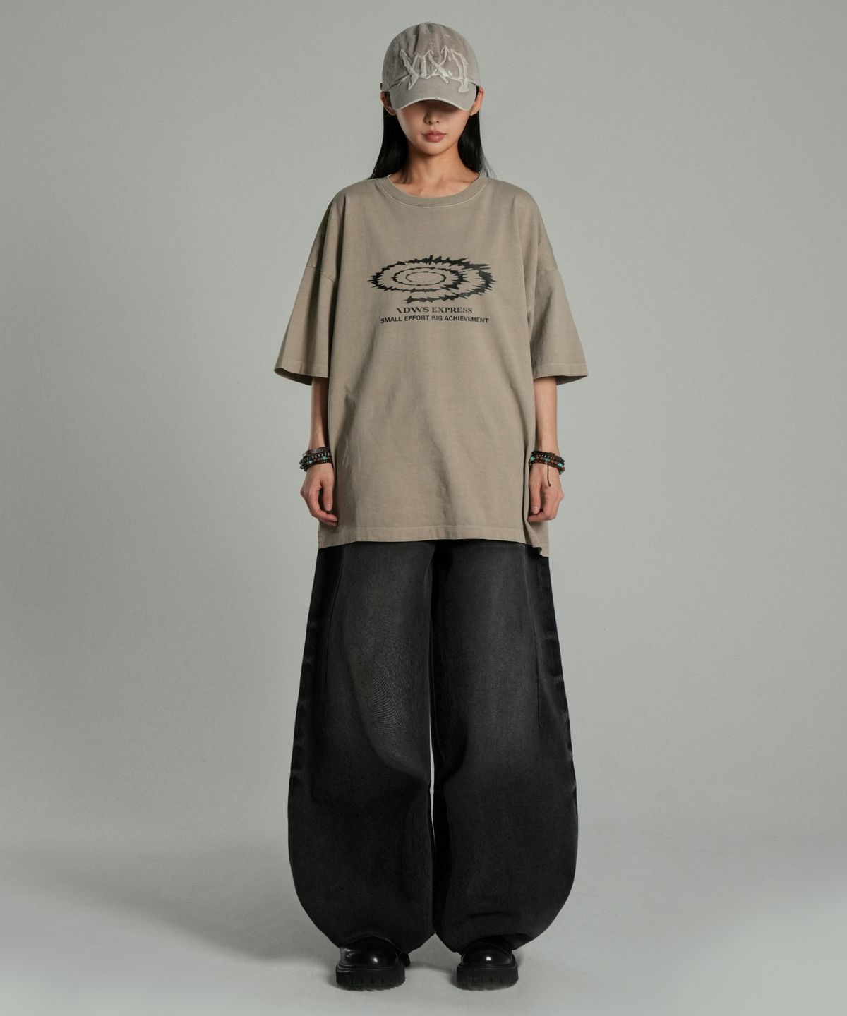 아이돈워너셀(IDWS) Swift Symbol Dying T-Shirt Sand