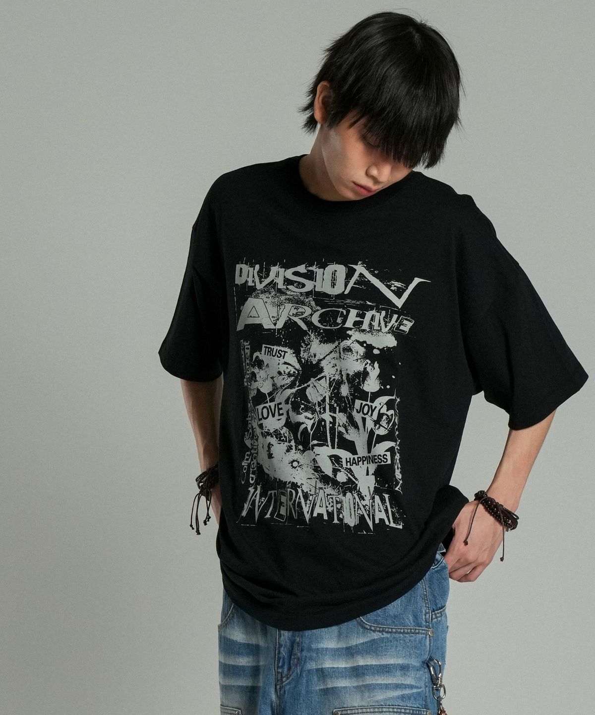 아이돈워너셀(IDWS) Mirage Index T-Shirt Black