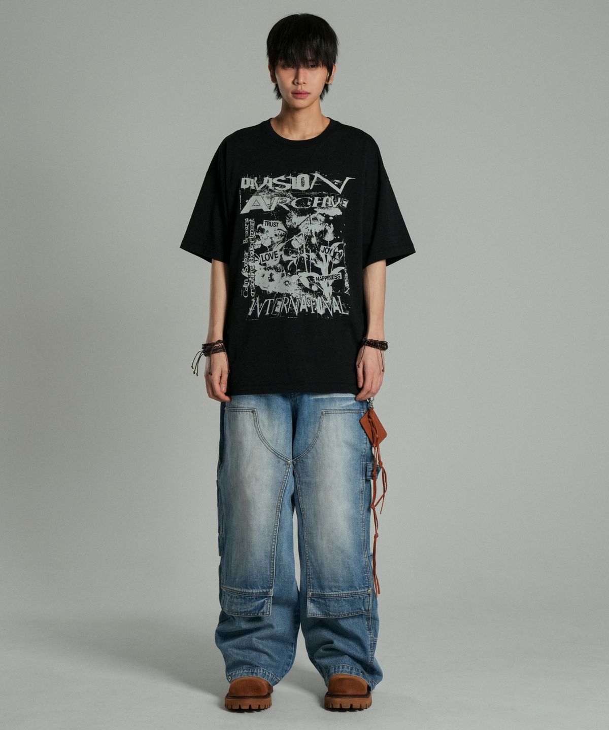 아이돈워너셀(IDWS) Mirage Index T-Shirt Black