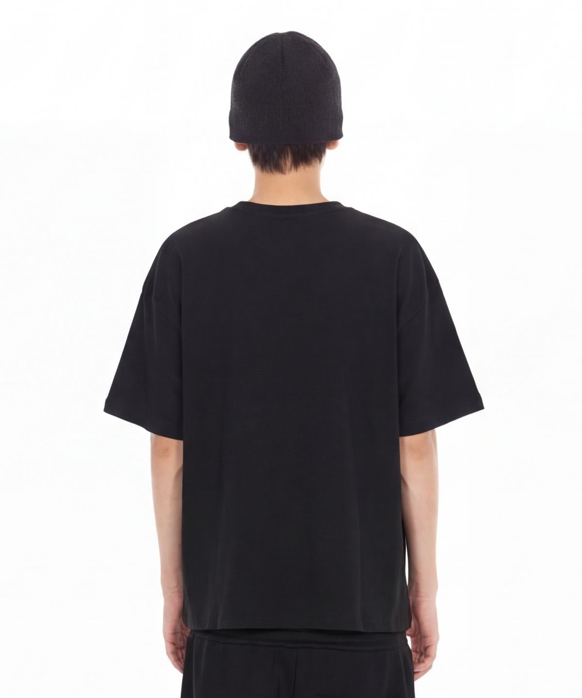 아이돈워너셀(IDWS) Novichi T-Shirt Black