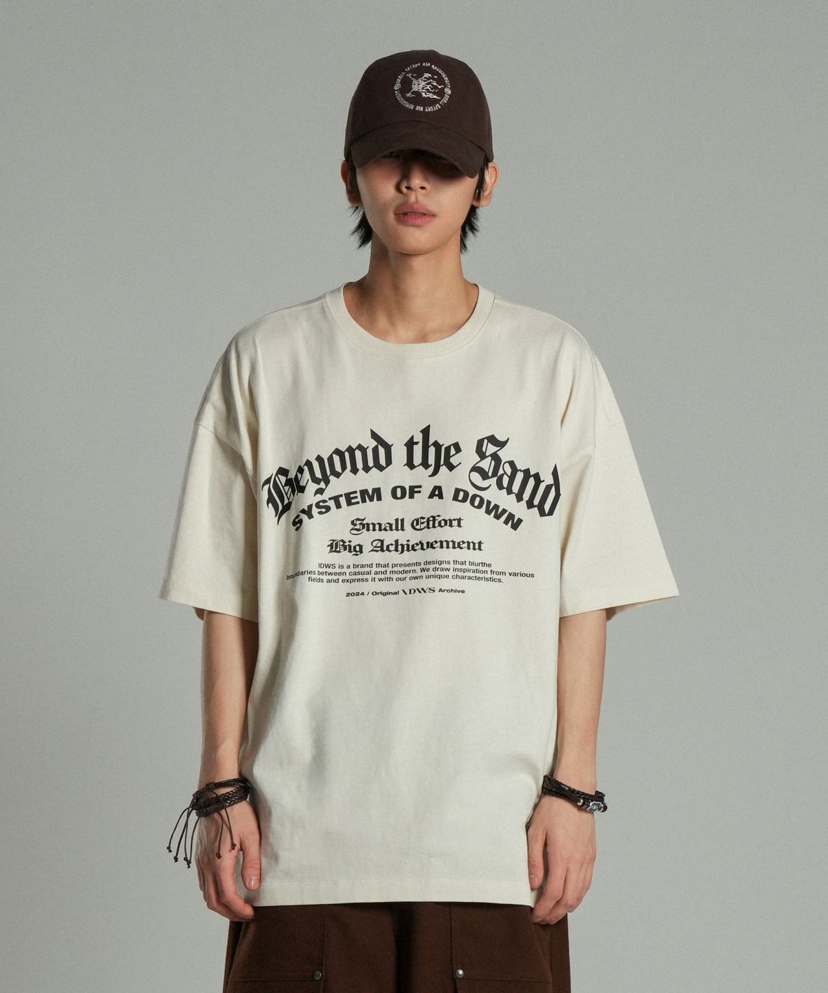 아이돈워너셀(IDWS) System Down T-Shirt Ivory