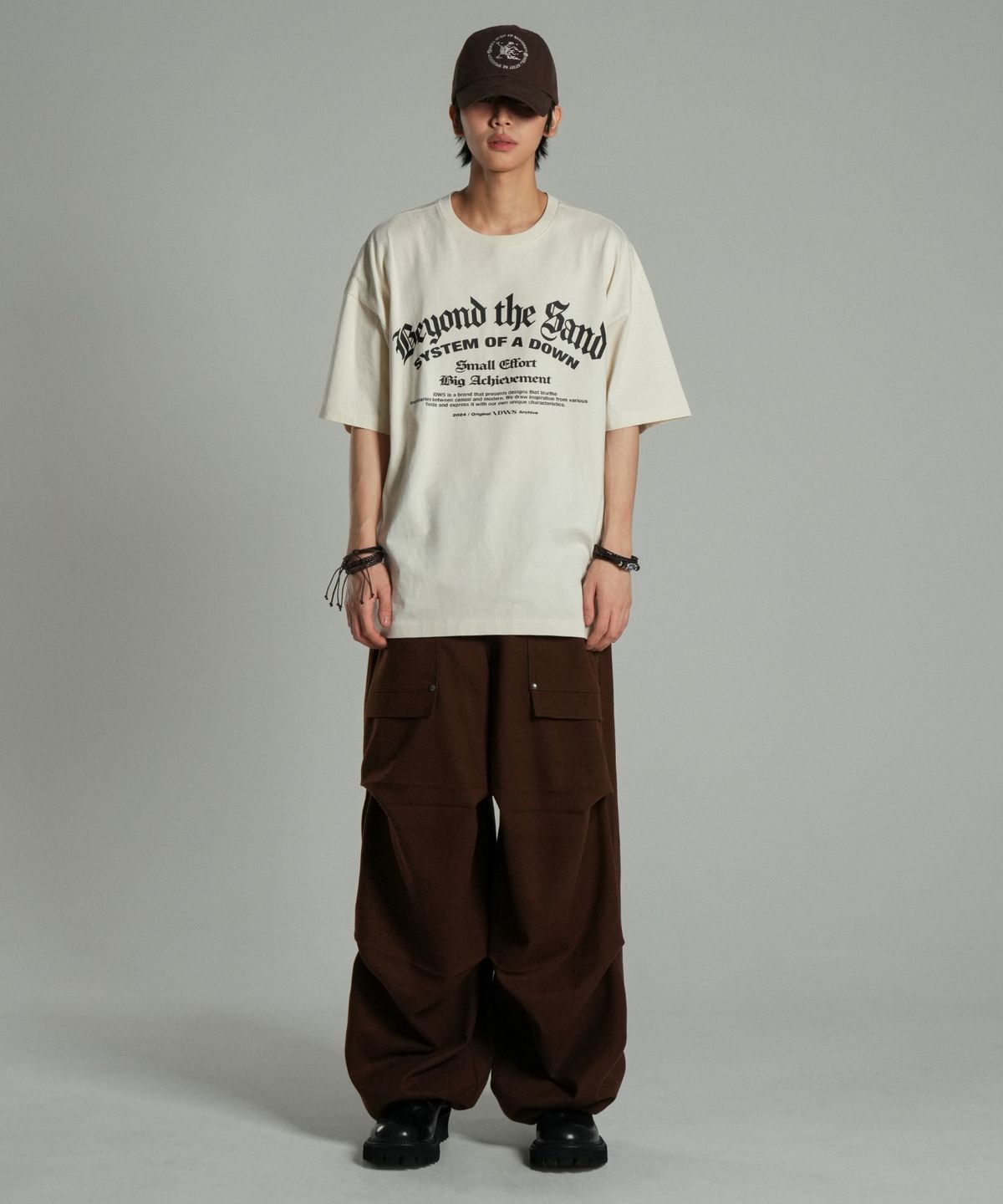 아이돈워너셀(IDWS) System Down T-Shirt Ivory