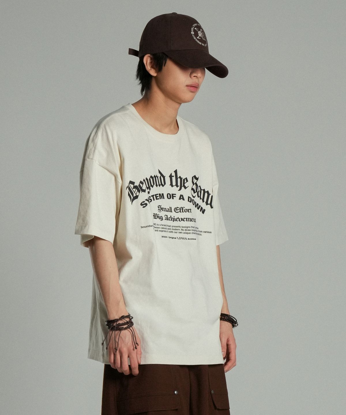 아이돈워너셀(IDWS) System Down T-Shirt Ivory