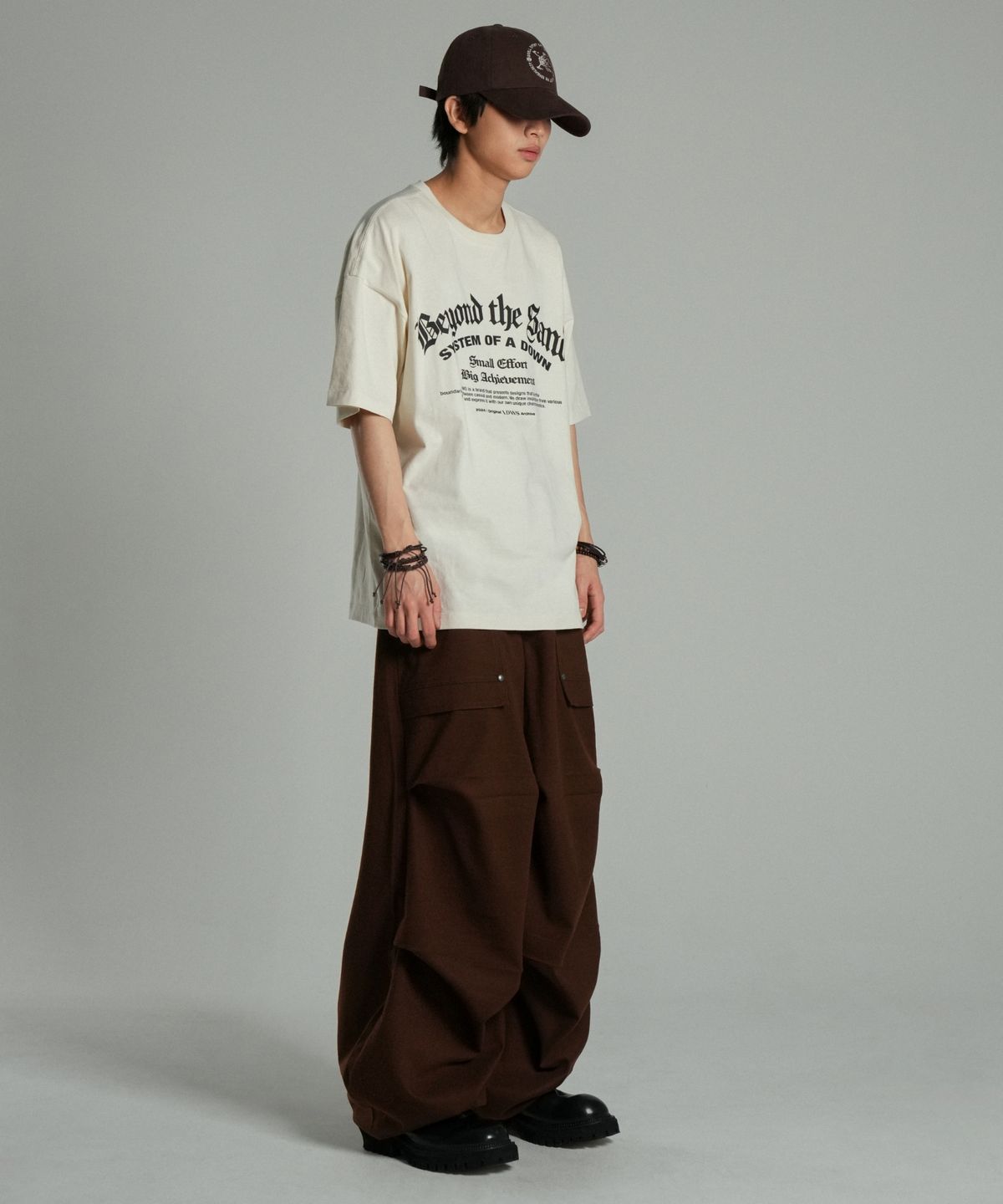 아이돈워너셀(IDWS) System Down T-Shirt Ivory