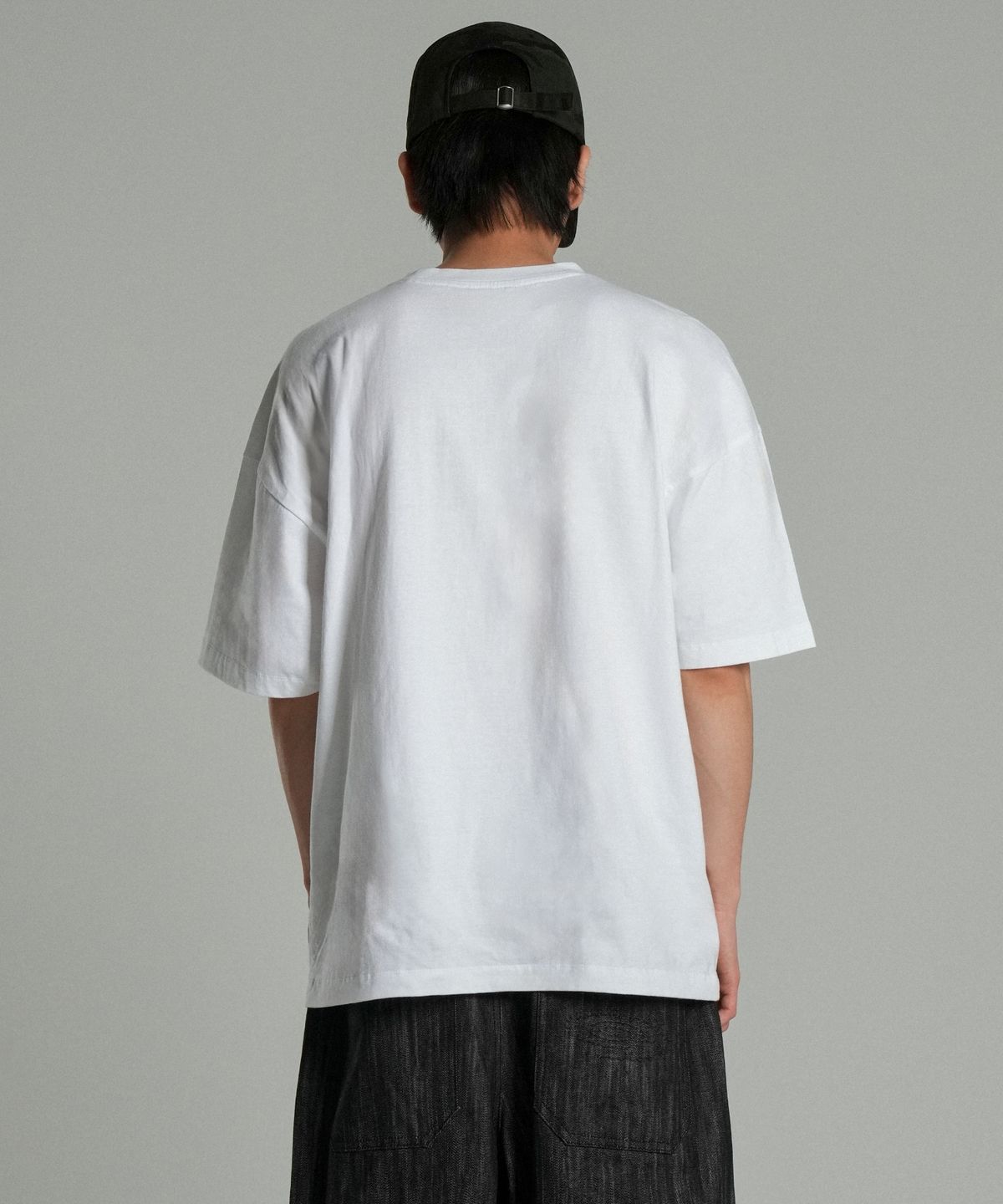 아이돈워너셀(IDWS) System Down T-Shirt White