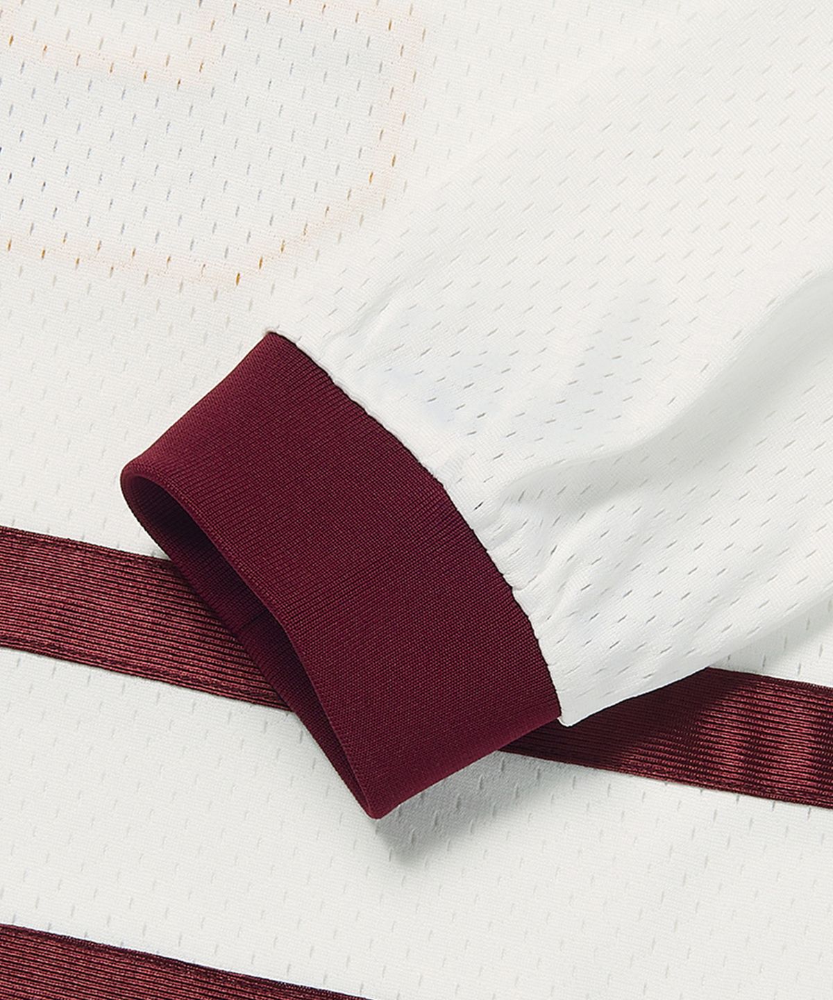 위캔더스(WKNDRS) GUARDIAN FOOTBALL JERSEY (BURGUNDY)