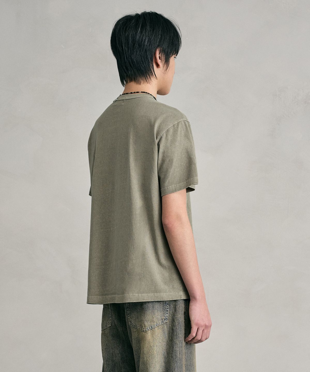 데케트(DECET) Pigment Pocket T-Shirt DCTS001Mud