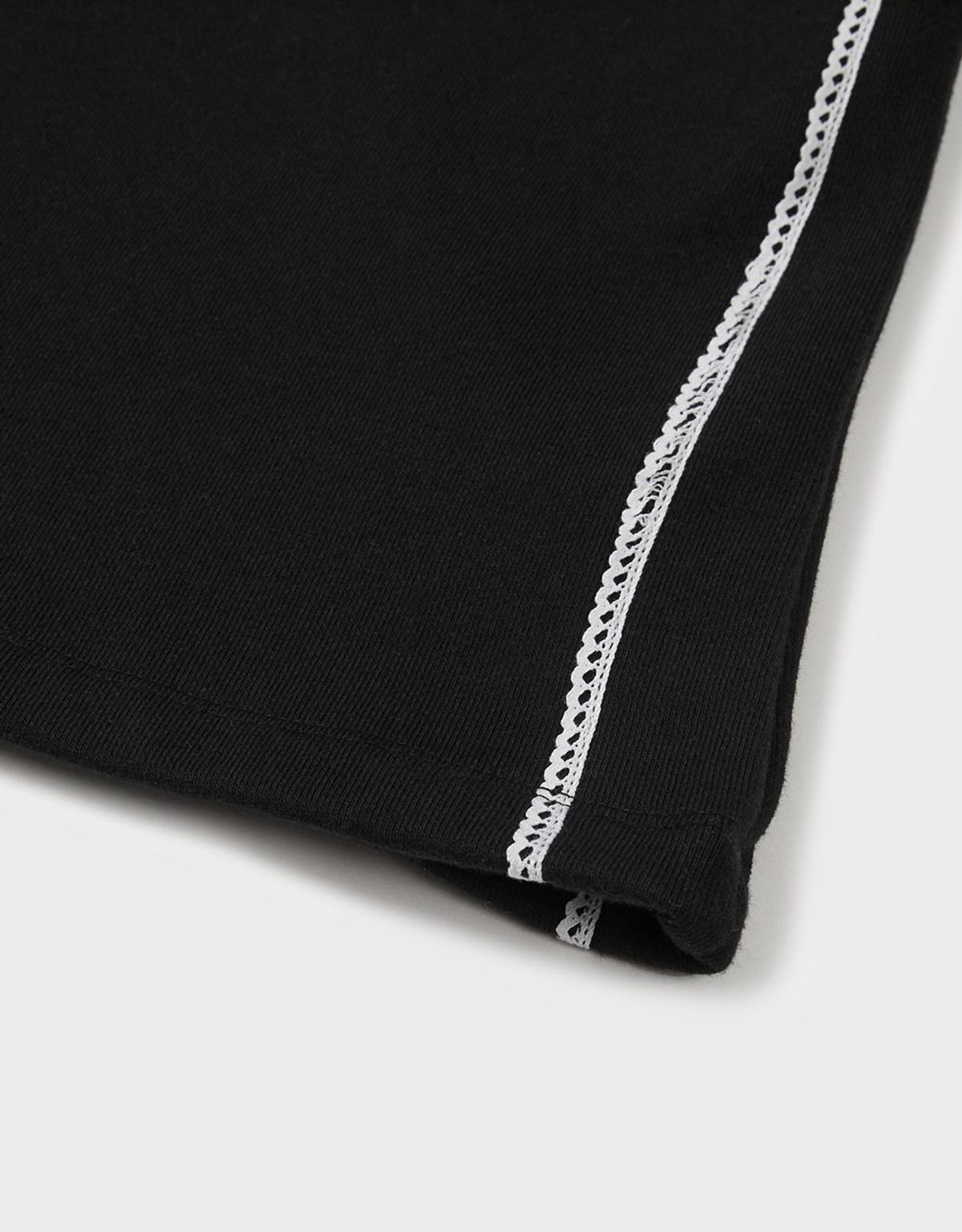엠엠더블유(MMW) [MMW] COLLAR SWEAT (EVERY BLACK)