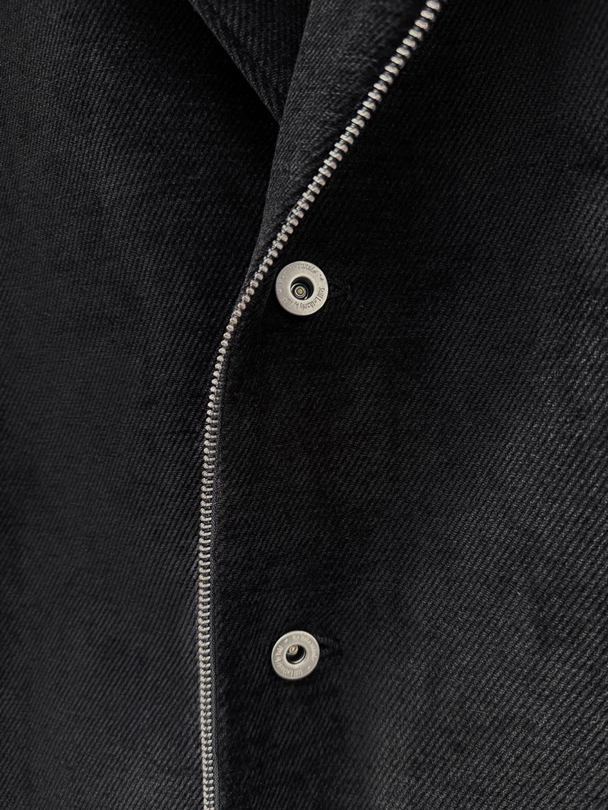 스틸레써디(STILLLETHARDY) ZIP TEETH COAT