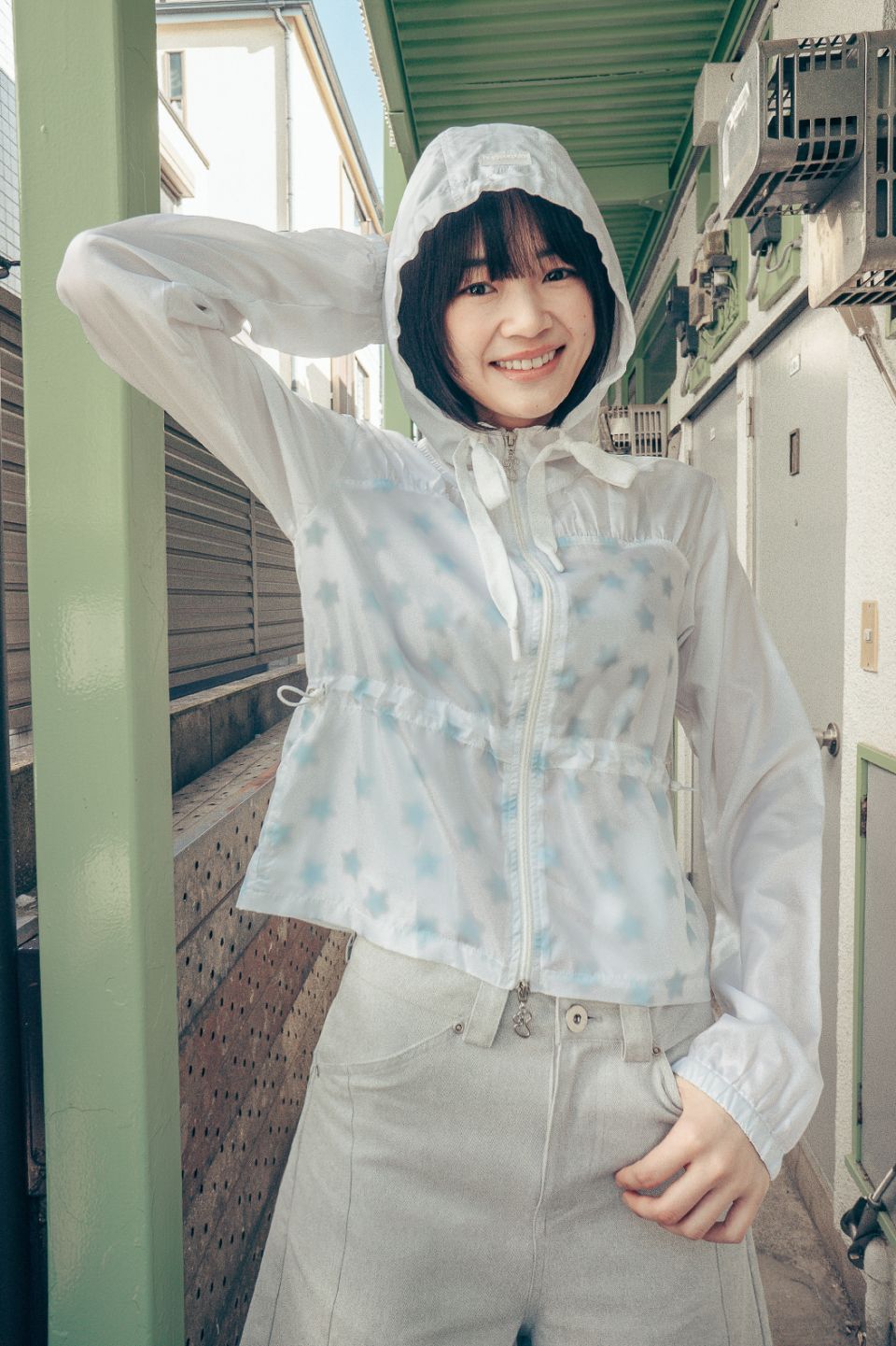 MUSINSA | HUG YOUR SKIN Star Dust Windbreaker (White)