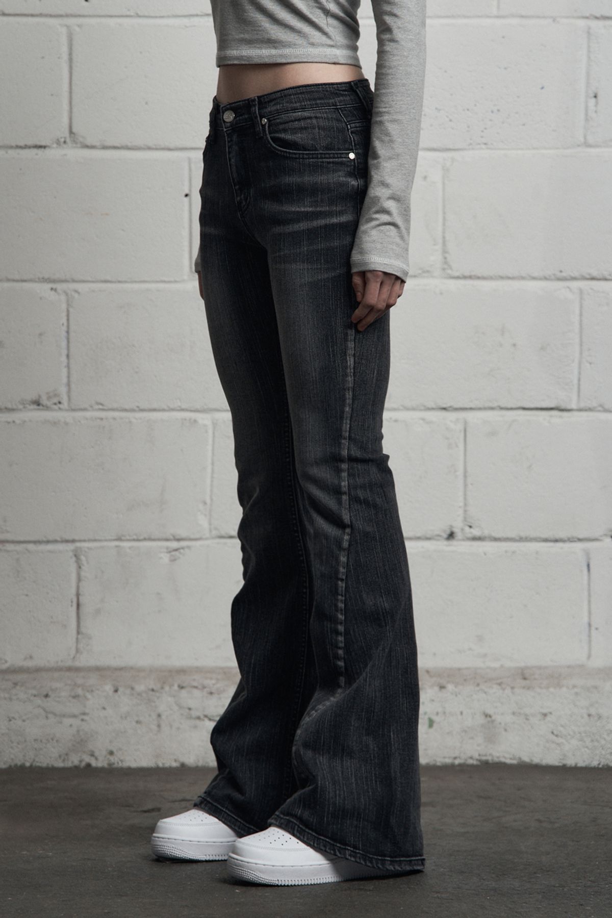 시너진(SYNERJYN) SLUB CAT WASHING DENIM PANTS BLACK