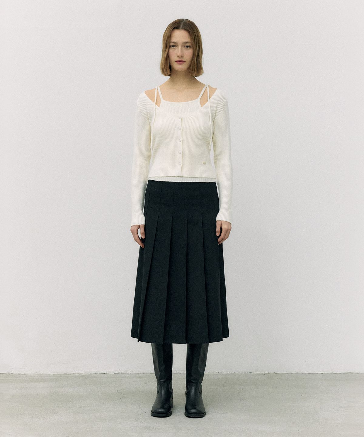 로라로라(ROLAROLA) PLEATS LONG SKIRT BLACK