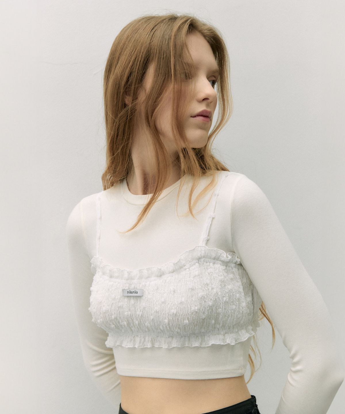로라로라(ROLAROLA) FRILL BUSTIER TOP WHITE