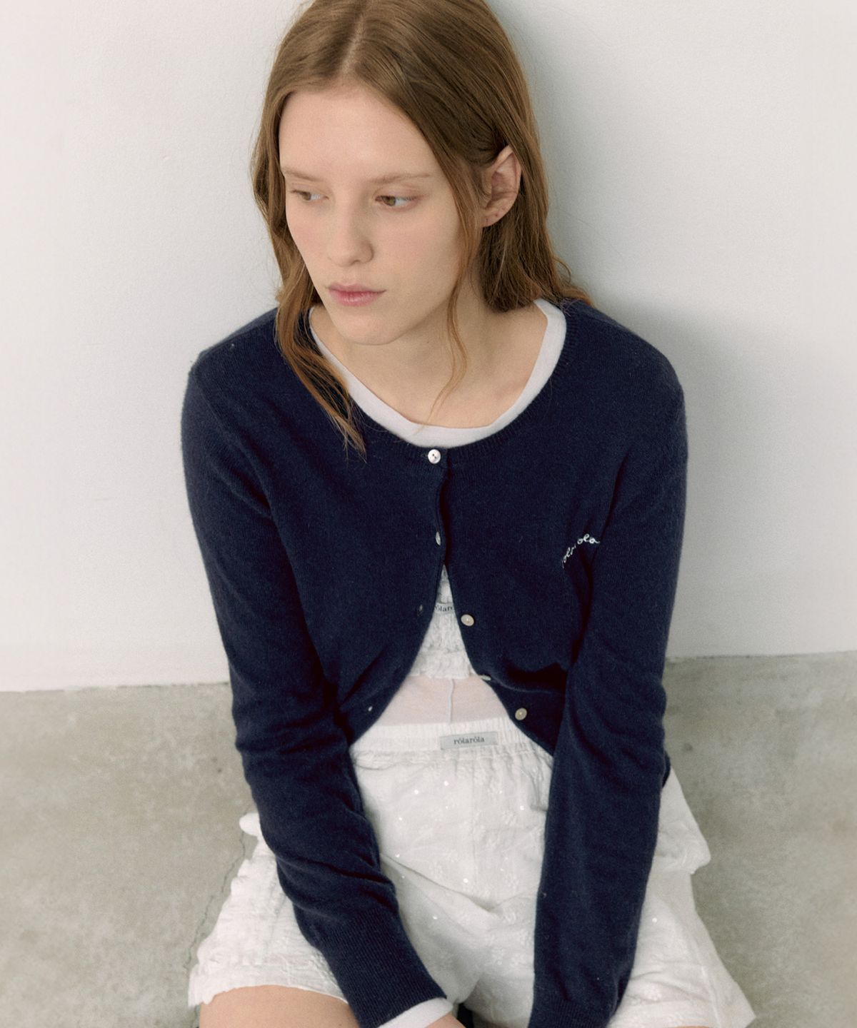 로라로라(ROLAROLA) BASIC ROUND CARDIGAN NAVY