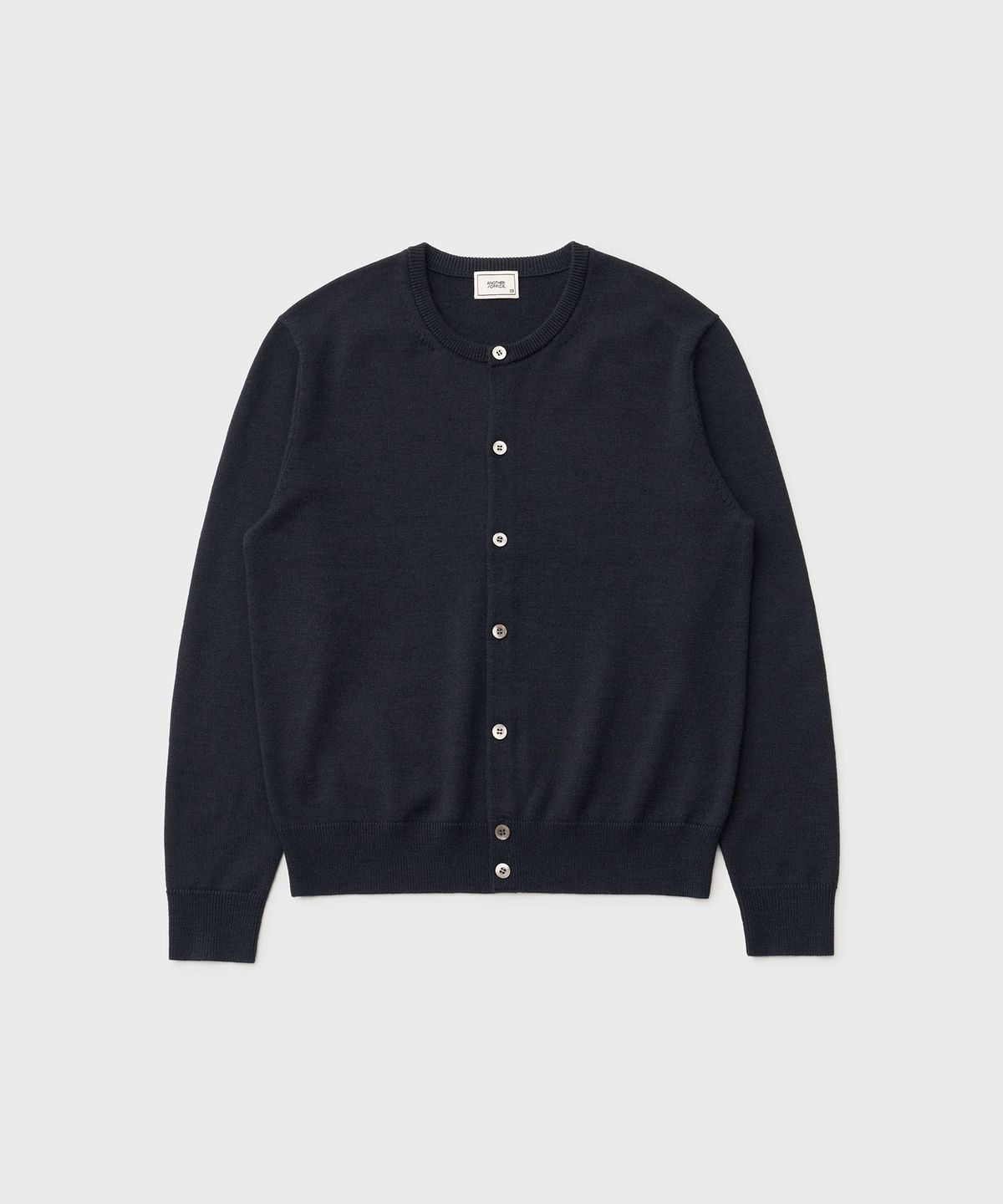 어나더 오피스(ANOTHER OFFICE) Solid Round Neck Cardigan (Navy)
