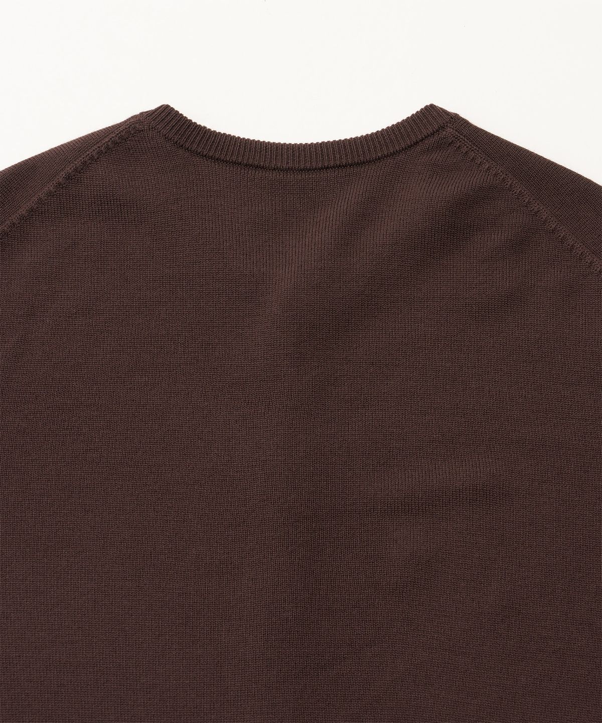 어나더 오피스(ANOTHER OFFICE) Solid Round Neck Cardigan (Brown)