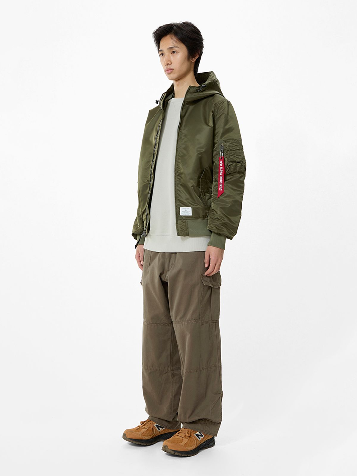 알파 인더스트리(ALPHA INDUSTRIES) L-2B 후디드 GEN II 플라이트 자켓 OG-107 그린