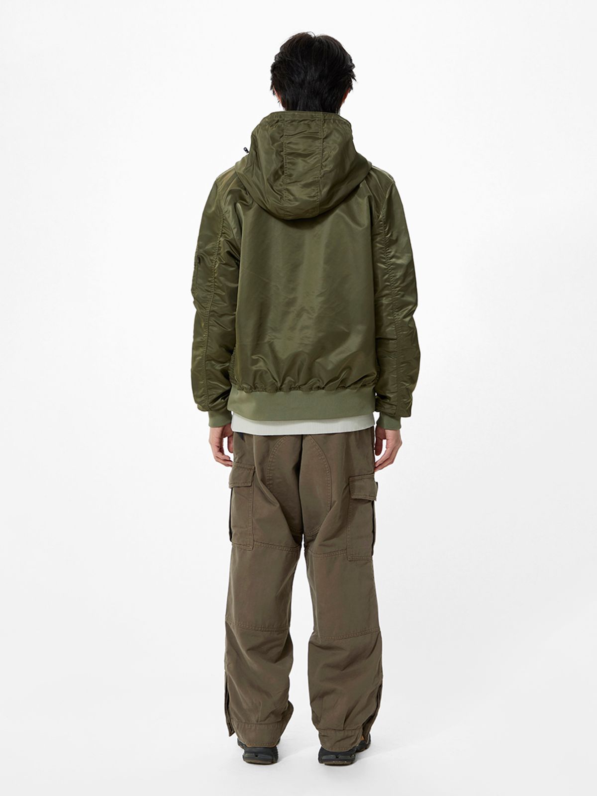 알파 인더스트리(ALPHA INDUSTRIES) L-2B 후디드 GEN II 플라이트 자켓 OG-107 그린