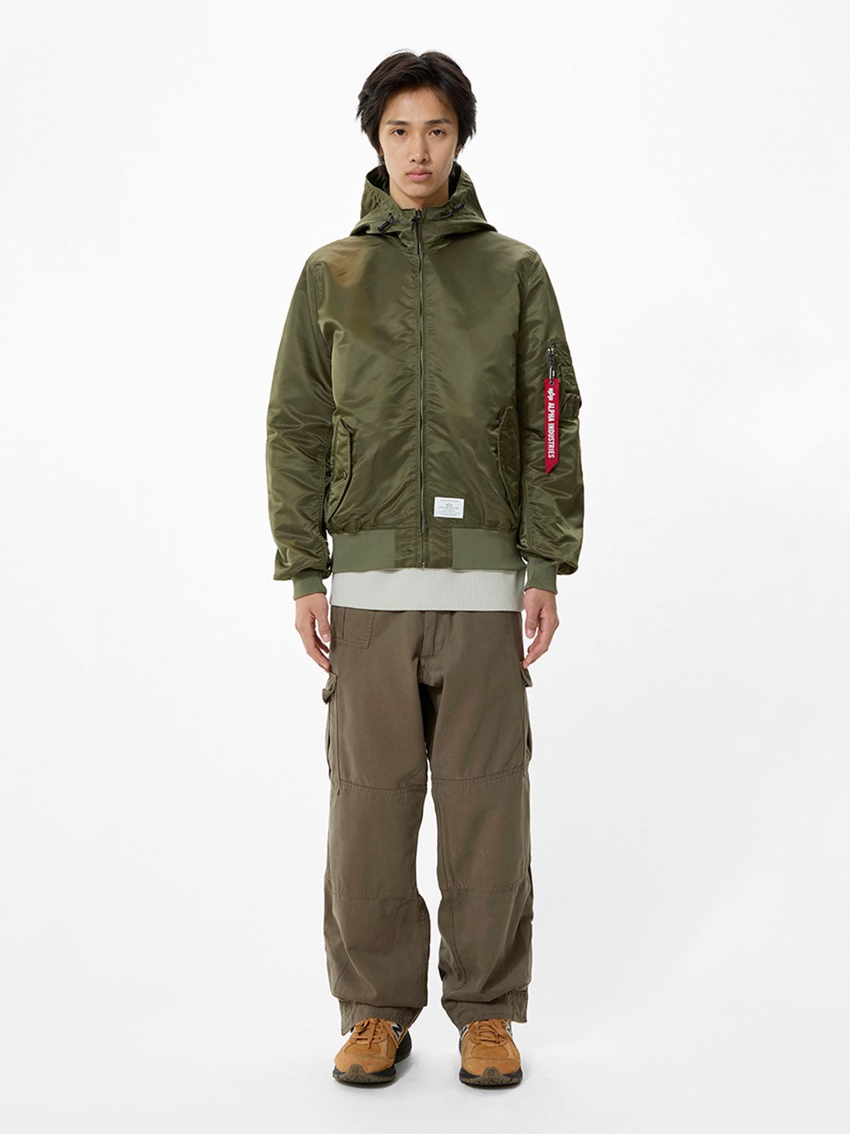 알파 인더스트리(ALPHA INDUSTRIES) L-2B 후디드 GEN II 플라이트 자켓 OG-107 그린