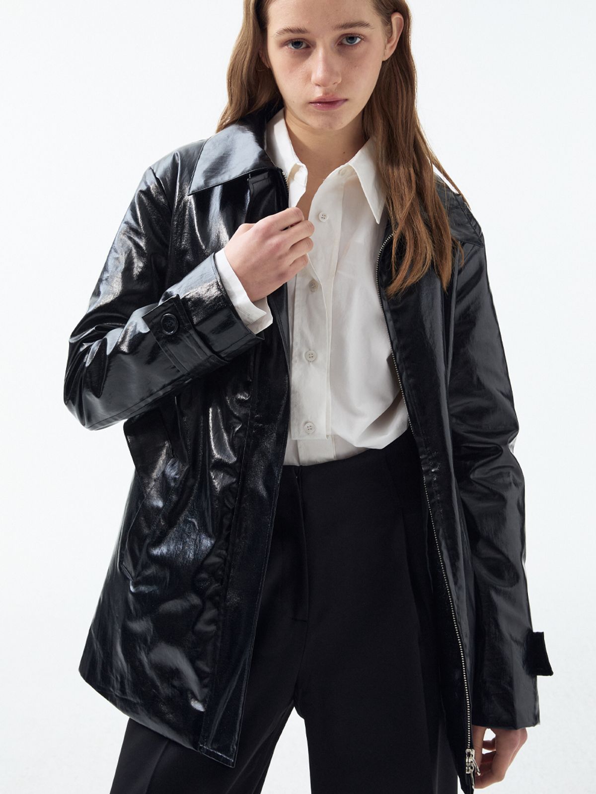르네즈미아(RENNESMIA) 코팅 집업 아우터_블랙