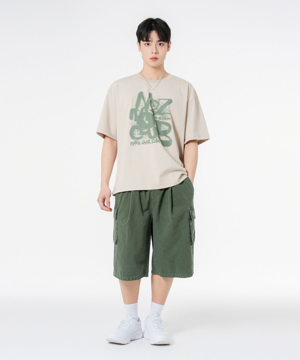 모즈모즈(MOZMOZ) [SET] 브러시로고 반팔+스톤워싱 와이드 카고 반바지 셋업 베이지