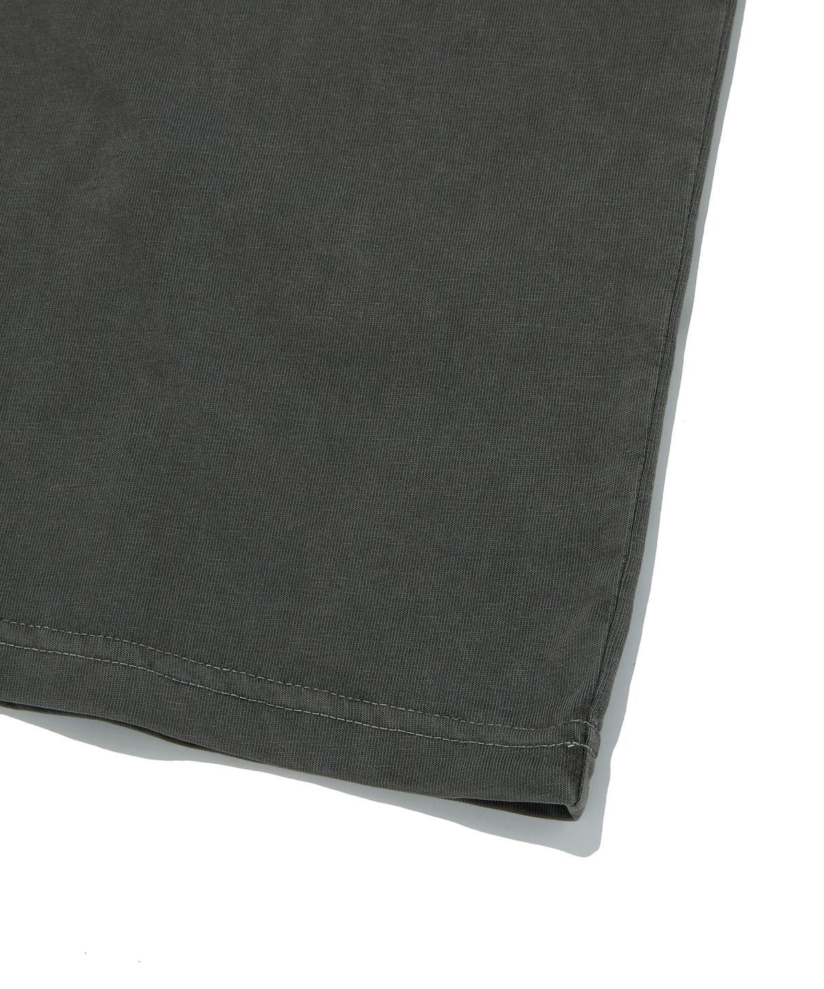 스웨이드(SUADE) CUT OFF TEE [PIGMENT BLACK]