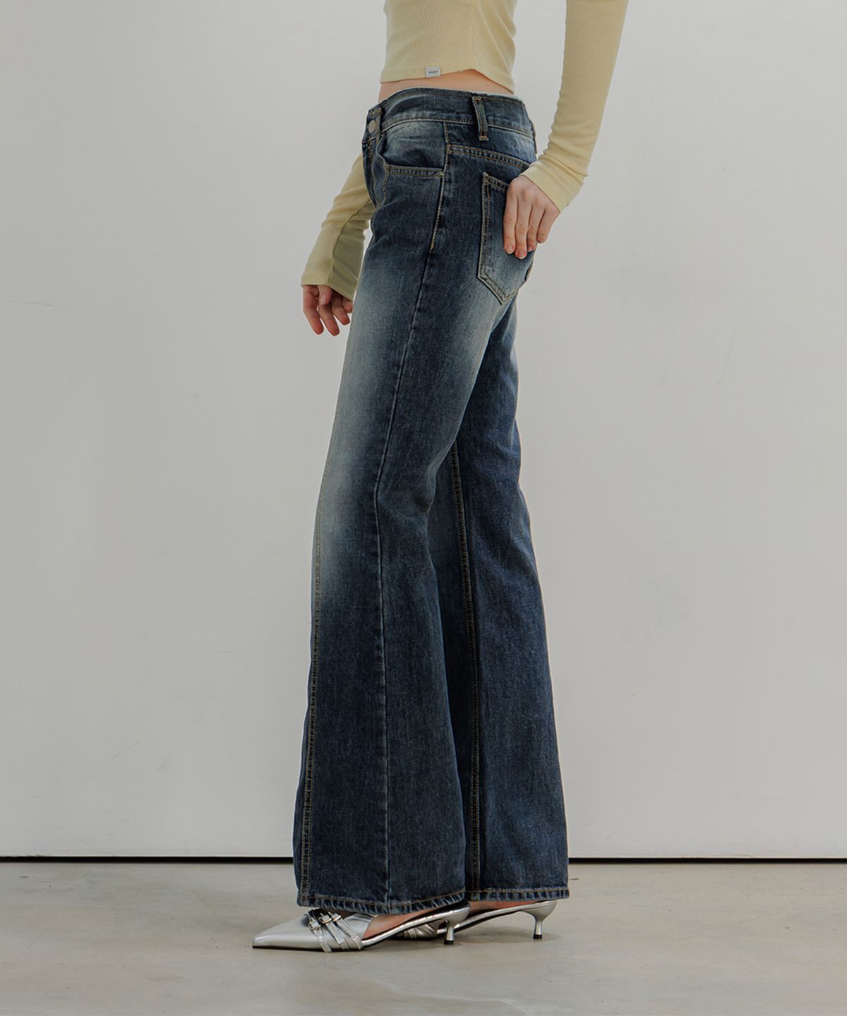 판도라핏(PANDORAFIT) [BOOTSCUT] Cut-Off Low Rise Jeans