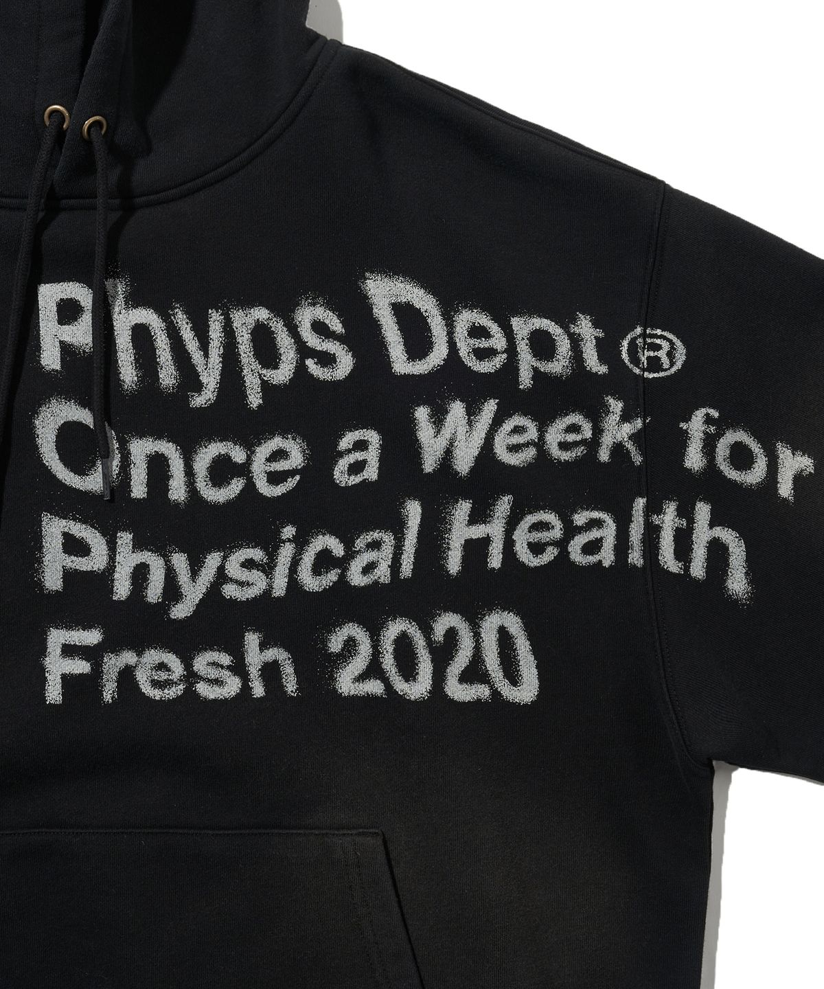 피지컬 디파트먼트(PHYSICAL DEPARTMENT) 오버 타이포 스프레이 다잉 후드_블랙