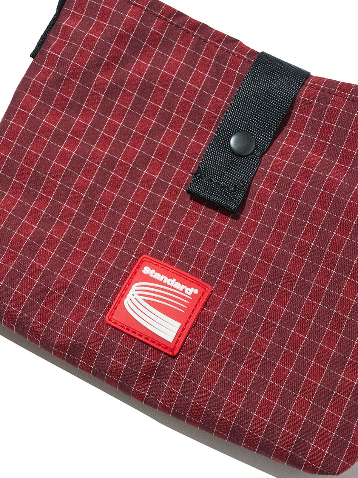 기준 맨(KIJUN MEN) Check Sacoche Bag UNISEX Red