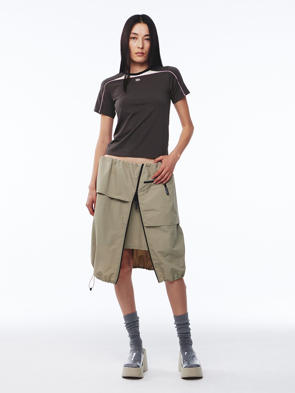 기준(KIJUN) Cycle Half Sleeve Top Charcoal