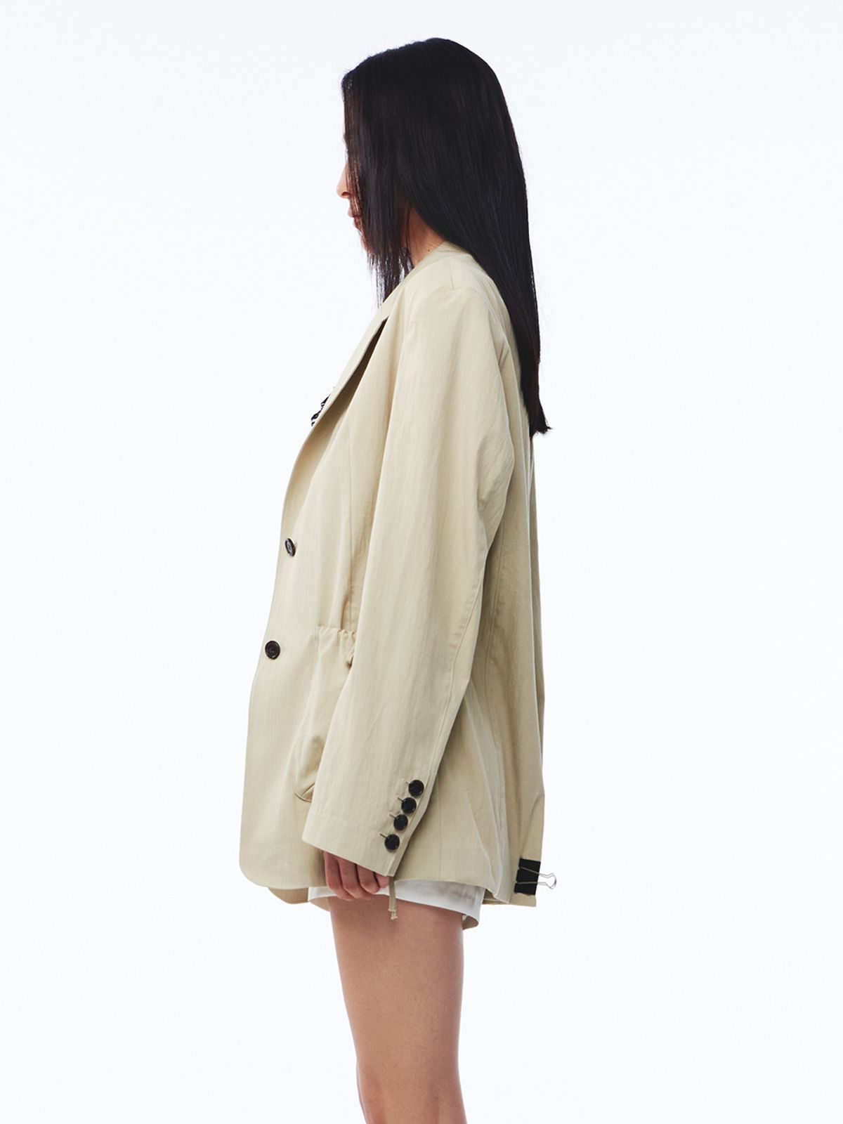 기준(KIJUN) Shirring Pocket Blazer Beige