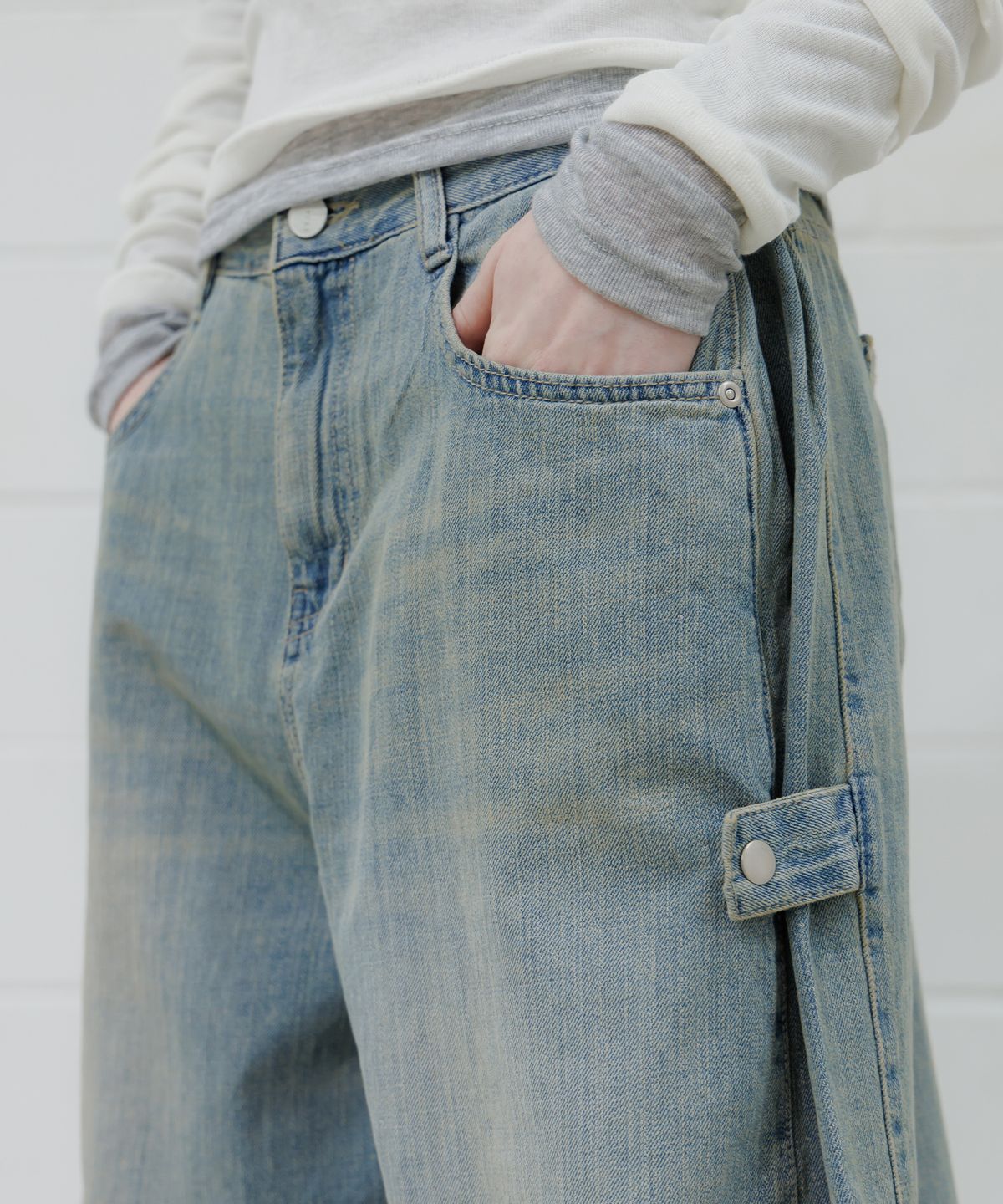 판도라핏(PANDORAFIT) Vintage Cargo Wide-Leg Denim Pants