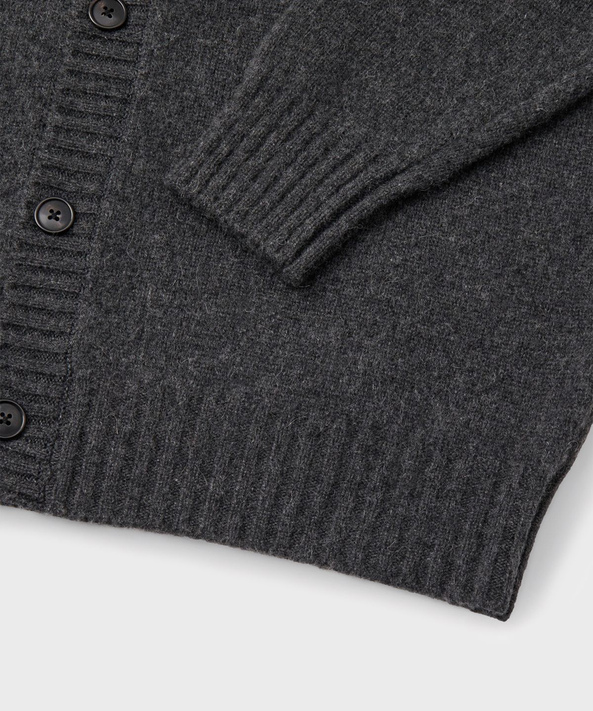 브랜디드(BRANDED) BRUSHED ALPACA CARDIGAN [CHARCOAL]